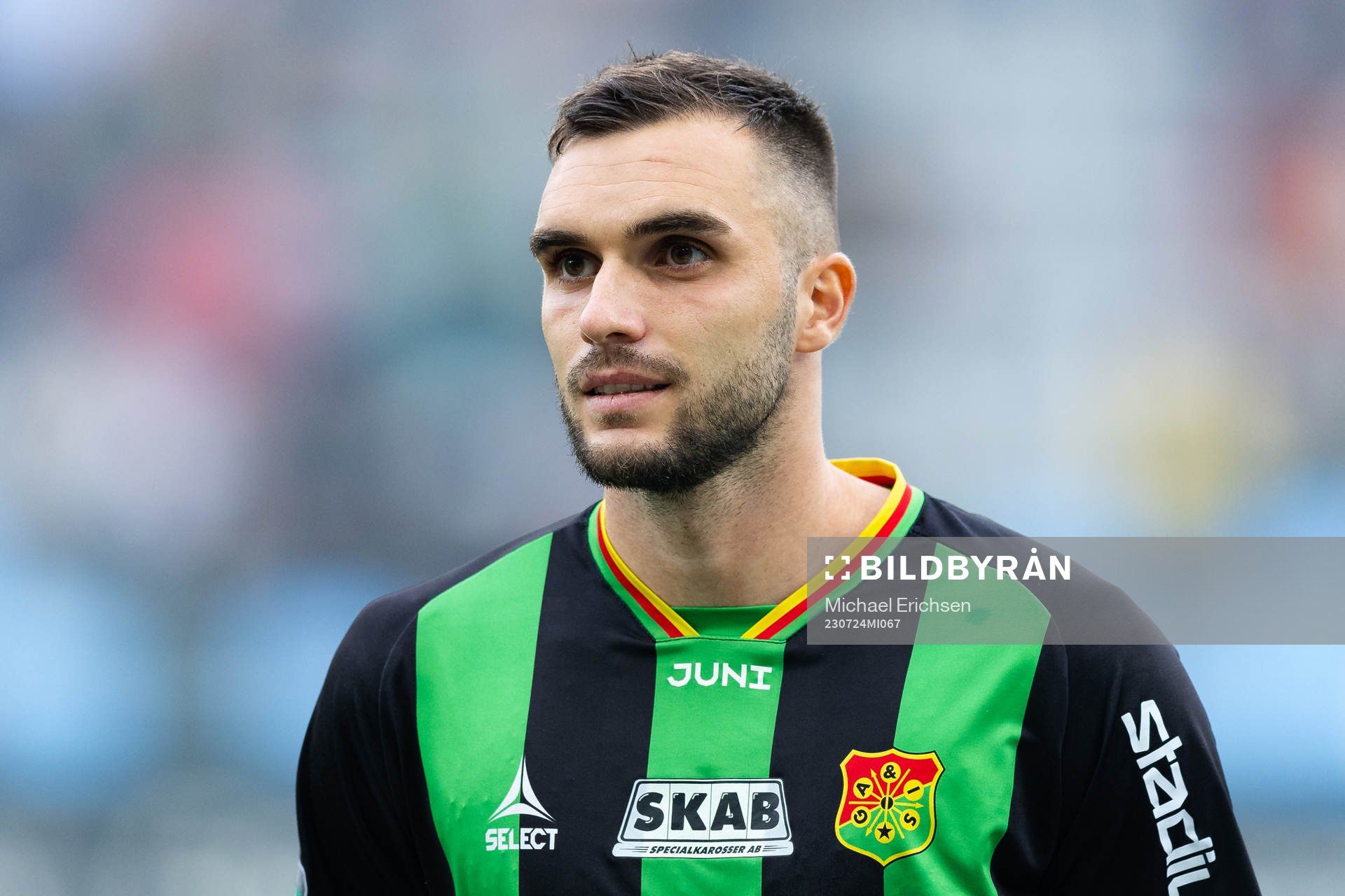 GAIS Egzon Binaku innan  fotbollsmatchen i Superettan