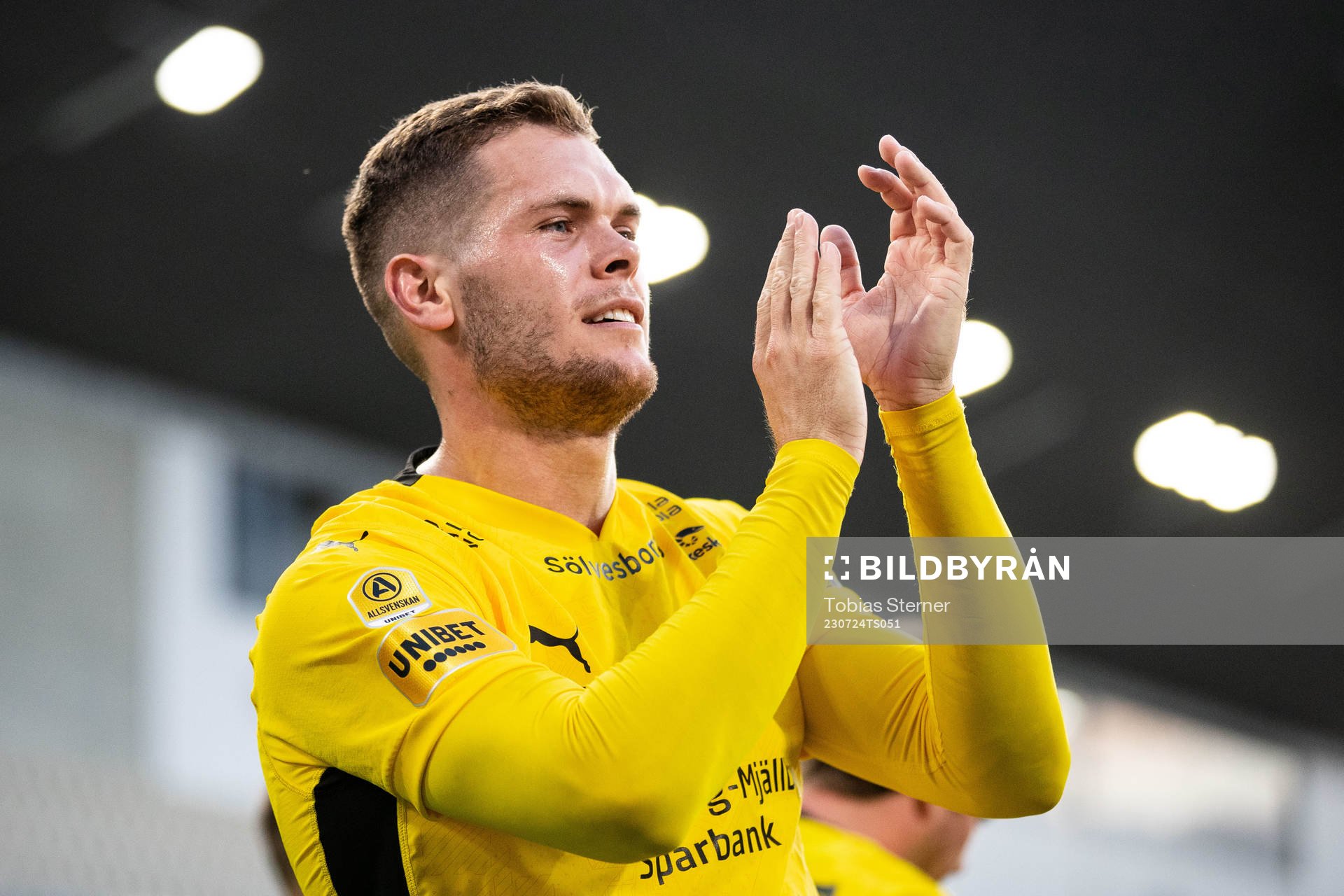 Mjällbys Jacob Bergström jublar