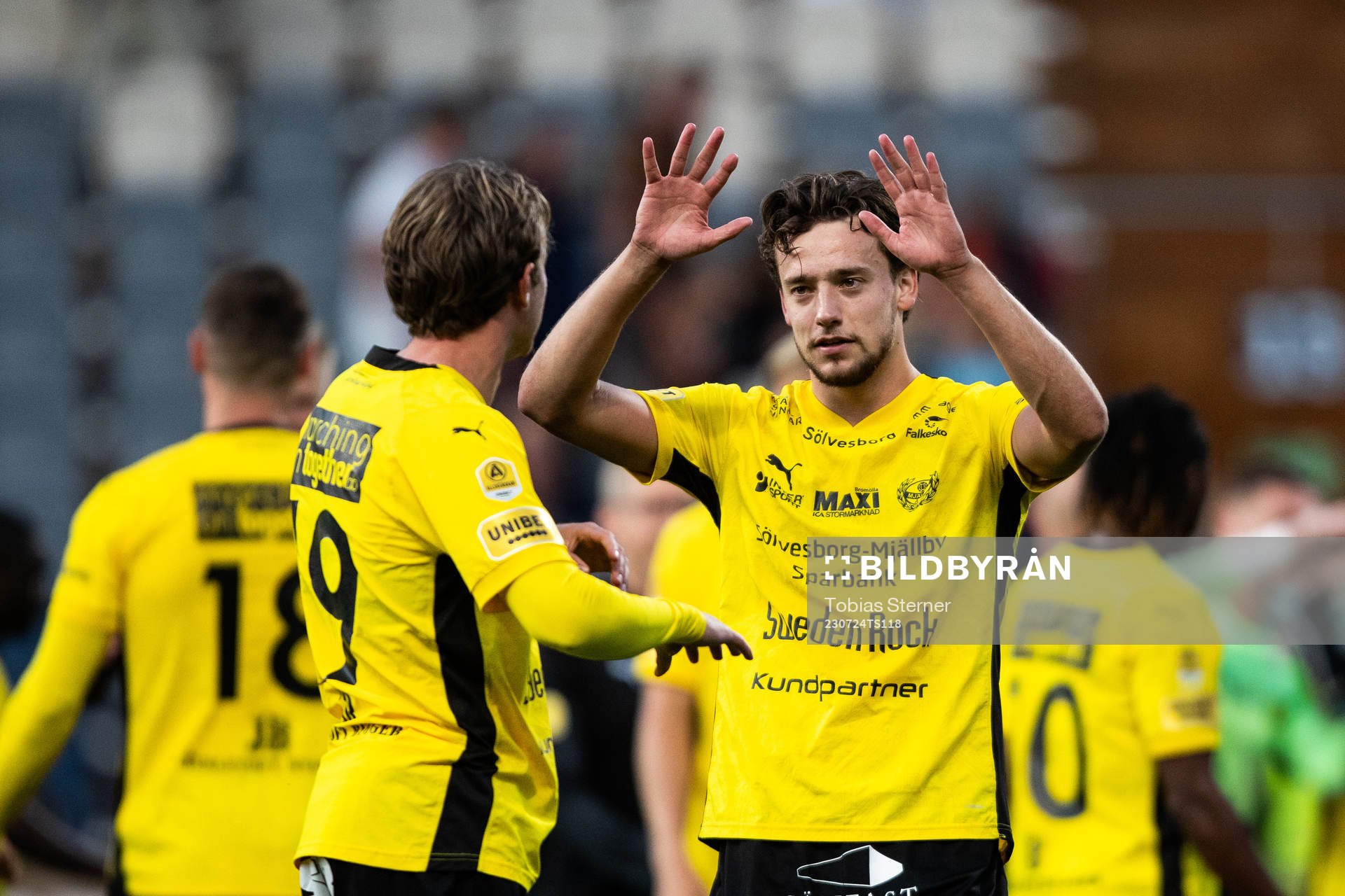 Mjällbys Colin Rösler jublar