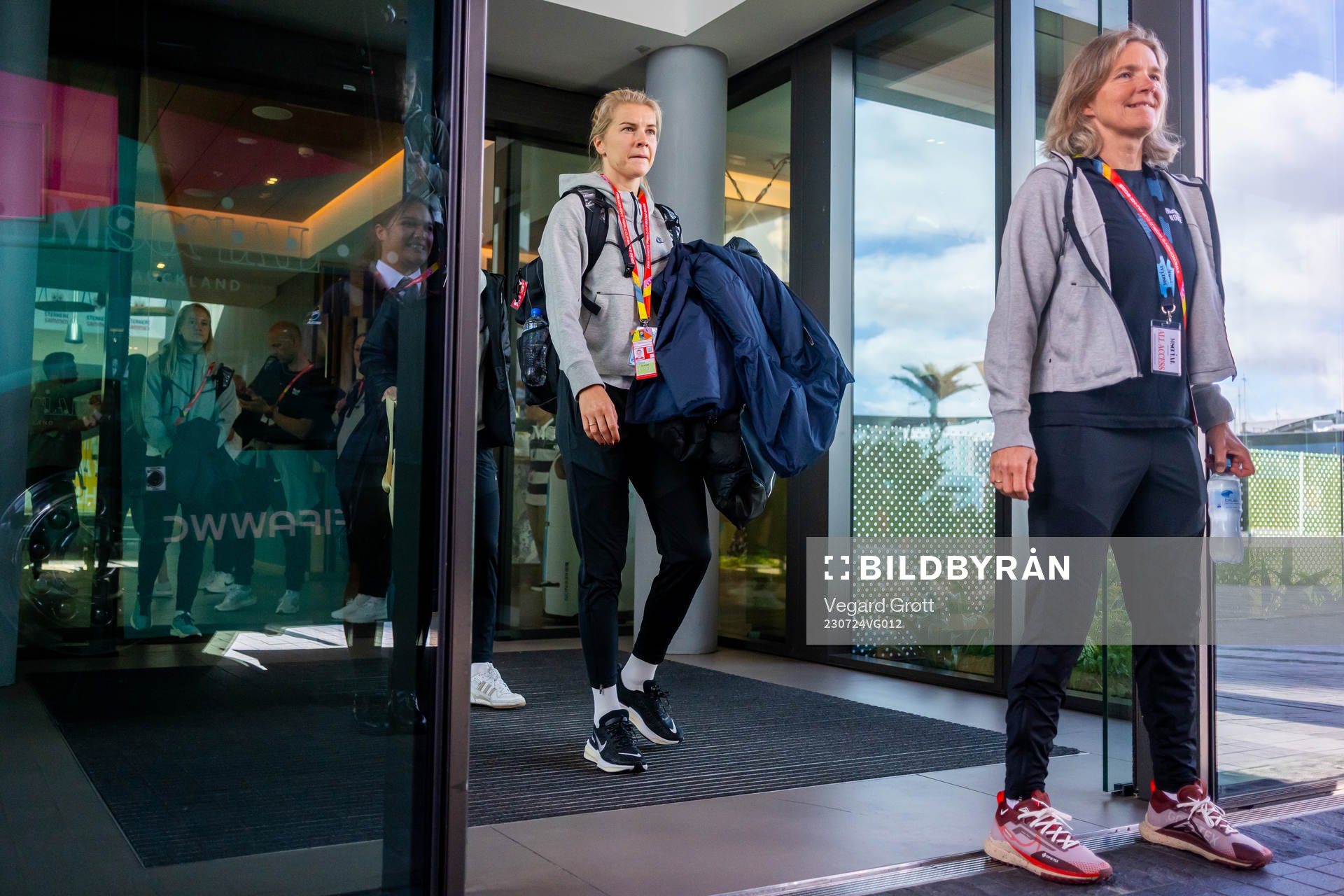 Ada Hegerberg and Hege Riise, head coach of the Norwegian
