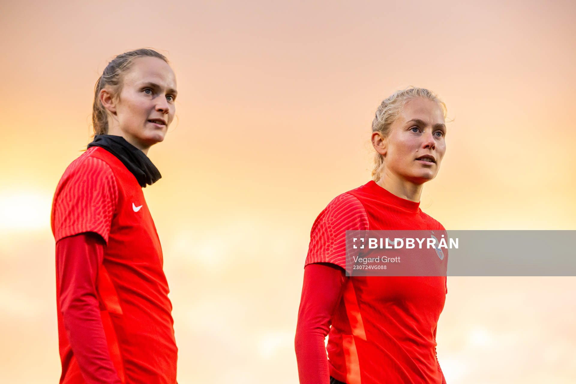 Caroline Graham Hansen and Guro Bergsvand of the Norwegian women’s national football team at a training session during the FIFA Women's World Cup on July 24, 2023 in Hamilton.