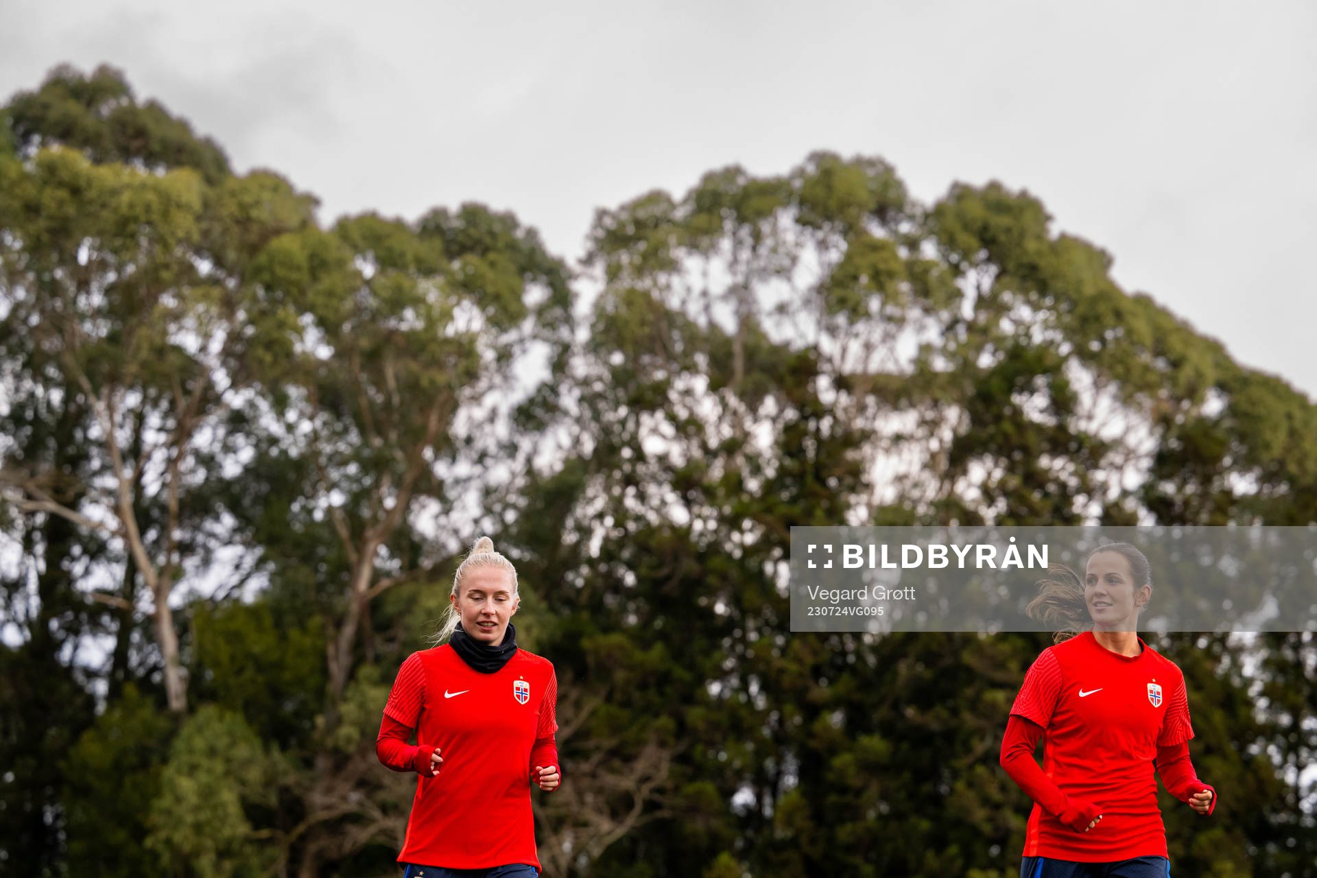 Thea Bjelde and Tuva Hansen of the Norwegian women’s