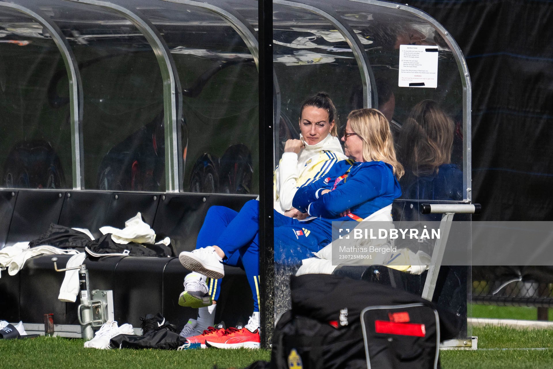 Kosovare Asllani and Team Manager Marika Domanski Lyfors of