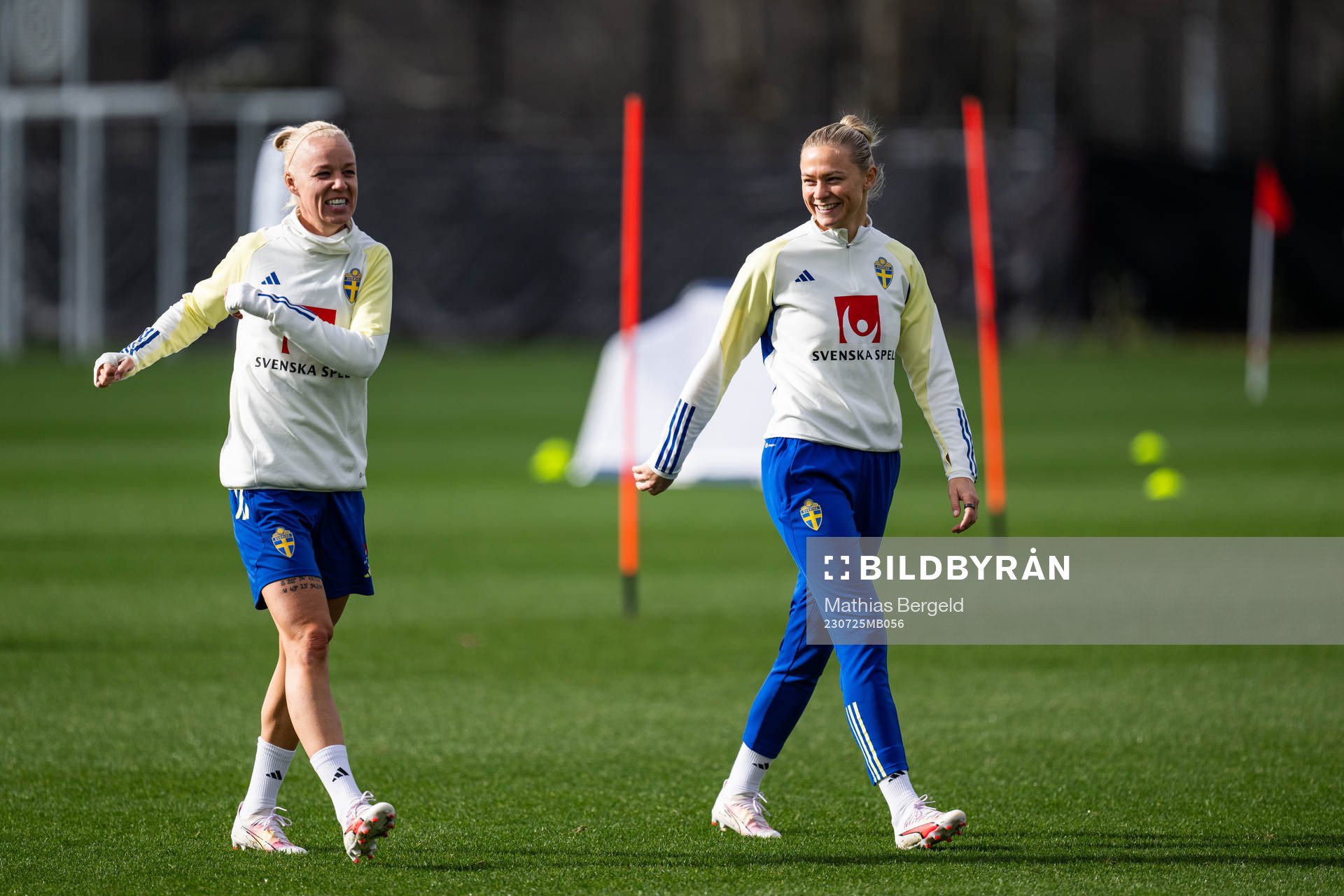Caroline Seger and Fridolina Rolfö of the Swedish