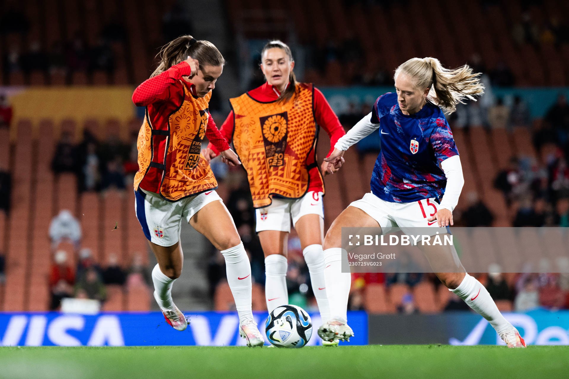Emilie Bosshard Haavi and Amalie Eikeland of Norway