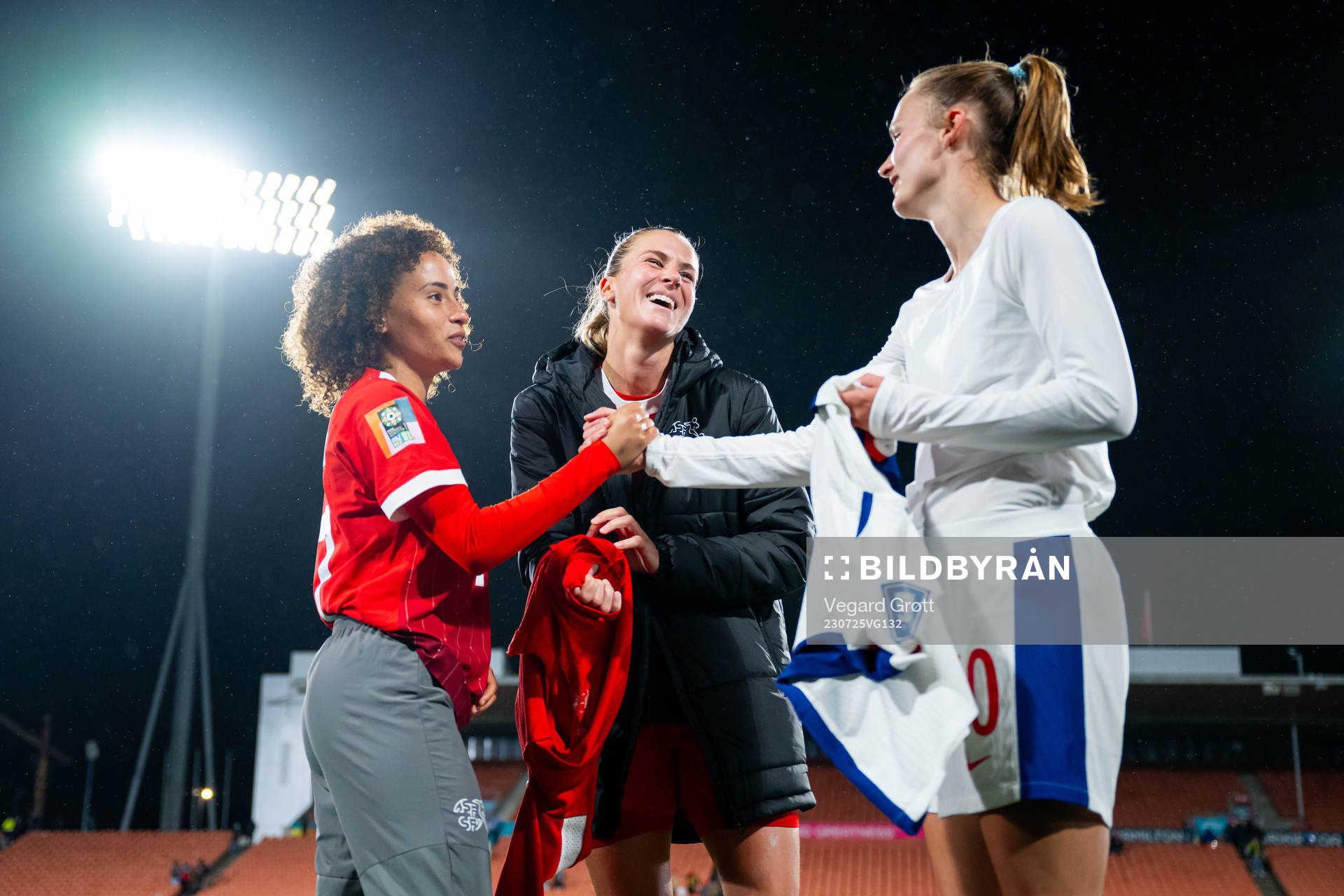 Amira Arfaoui of Switzerland, Ana-Maria Crnogorcevic of Switzerland and Caroline Graham Hansen of Norway after the FIFA Women's World Cup football match between Switzerland and Norway on July 25, 2023 in Hamilton. 