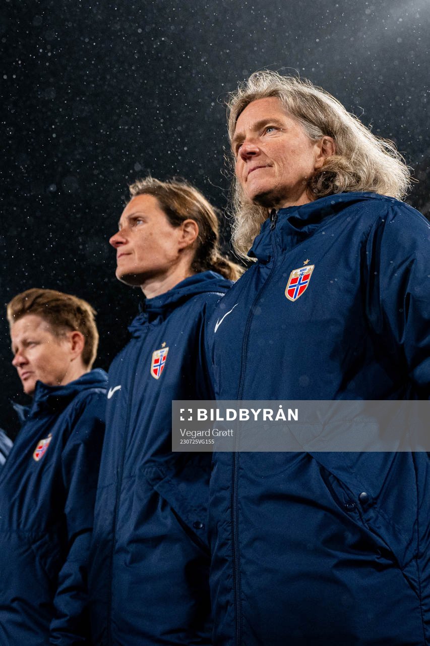 Hege Riise, head coach of Norway, with assistant coach