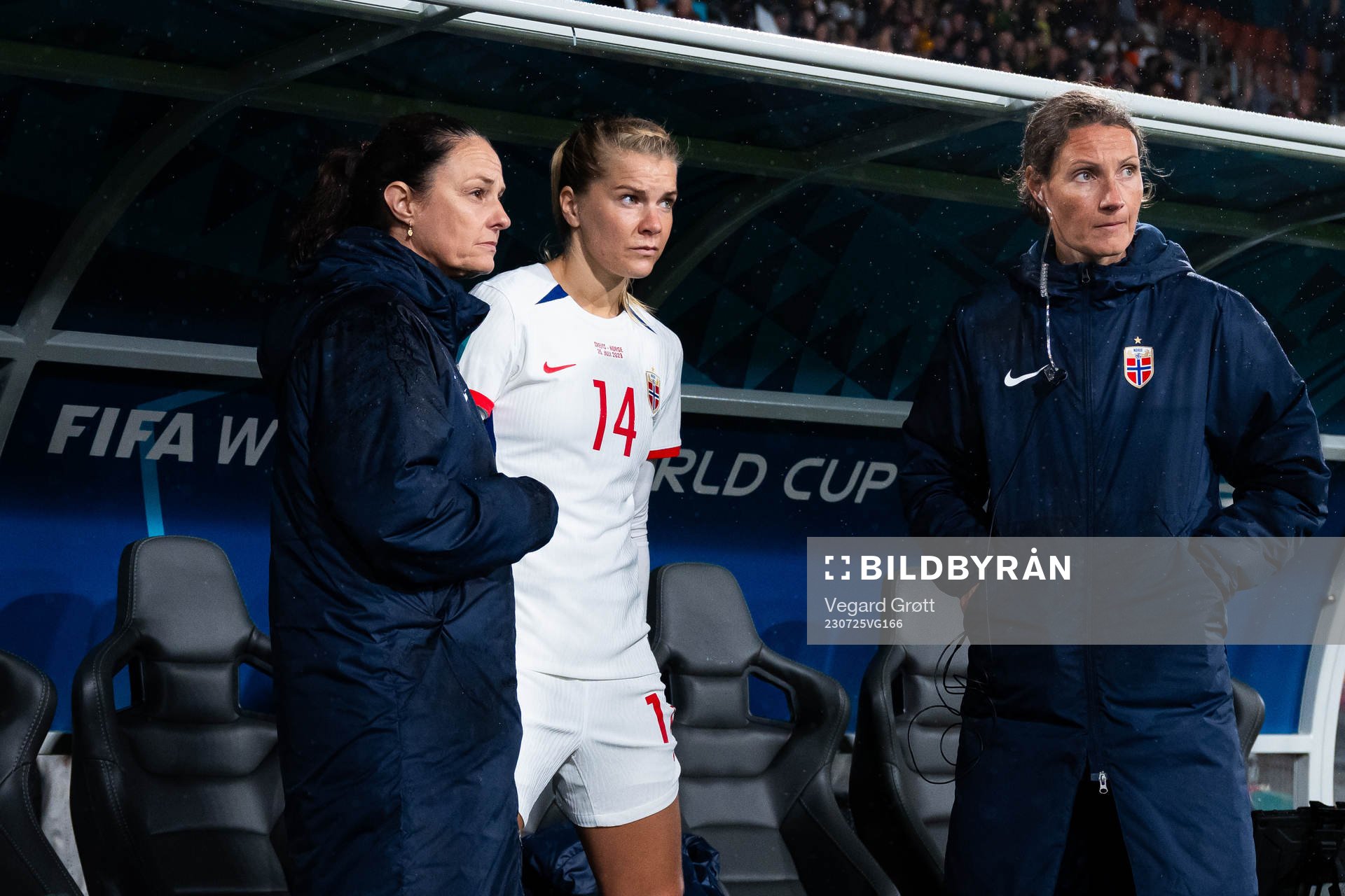 Physio Margareta Endresen, Ada Hegerberg and assistant