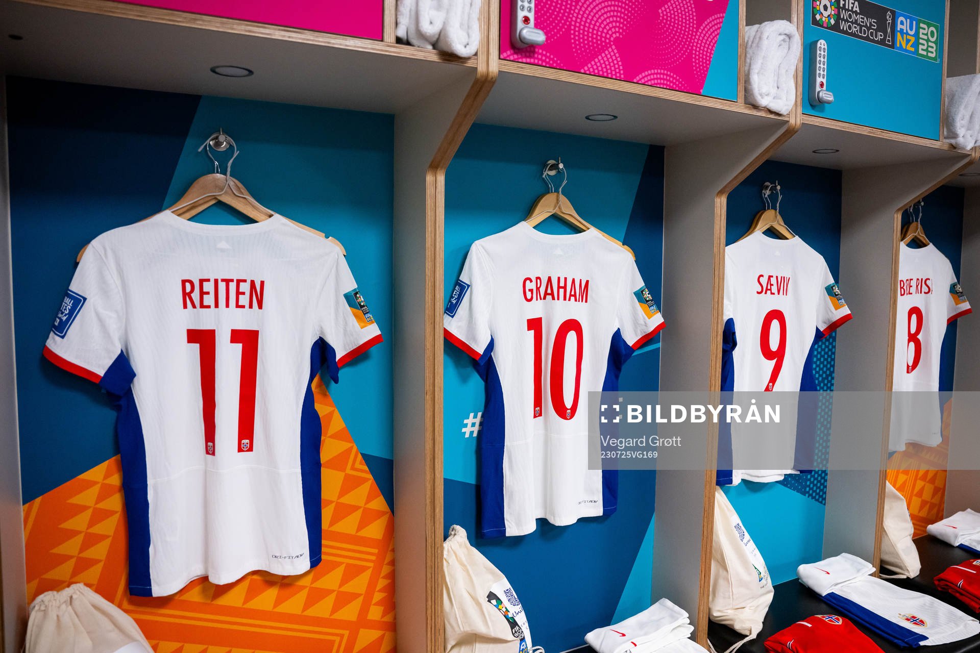 The kits of Guro Reiten, Caroline Graham Hansen, Karina