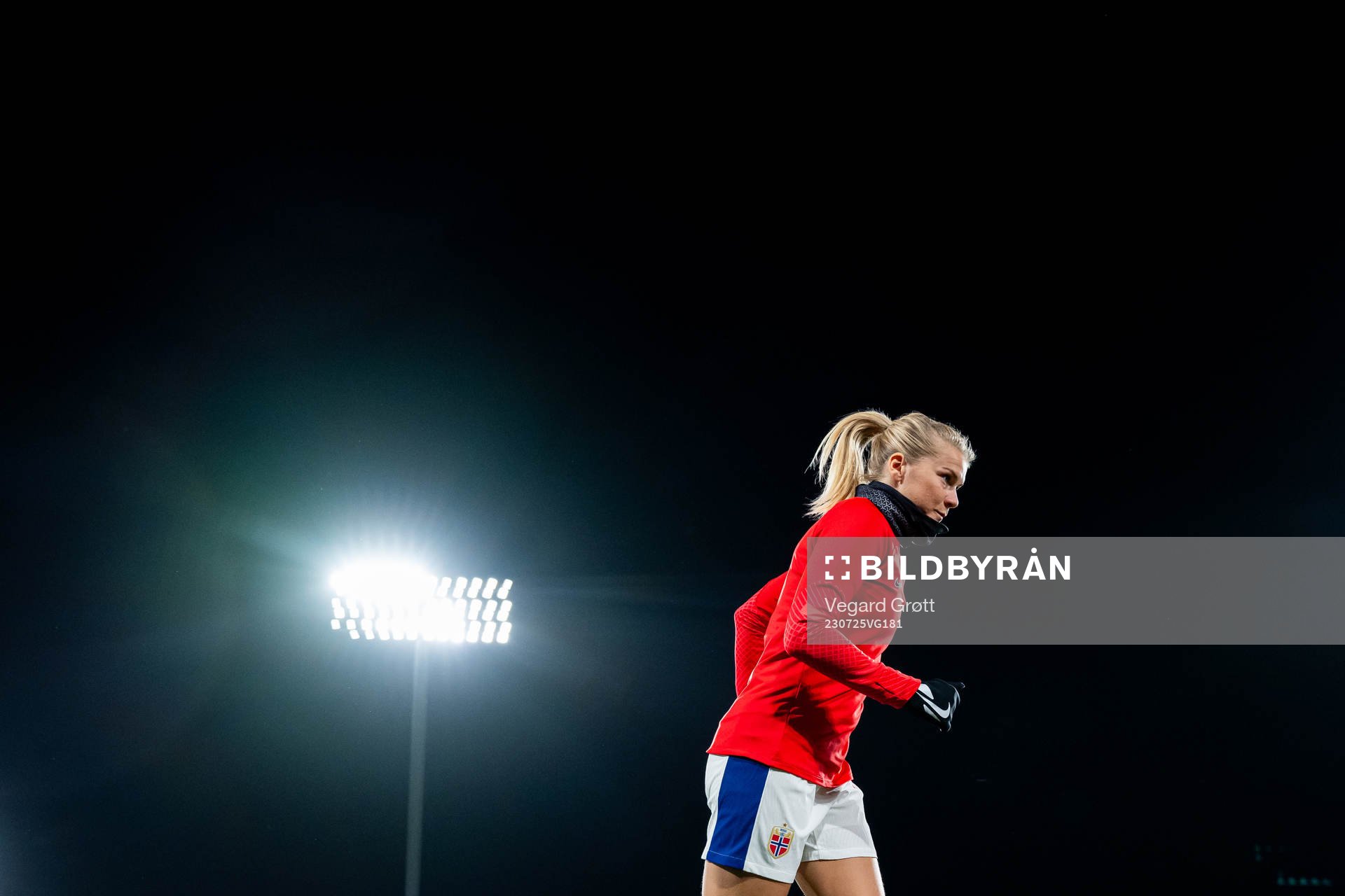 Ada Hegerberg of Norway warms up