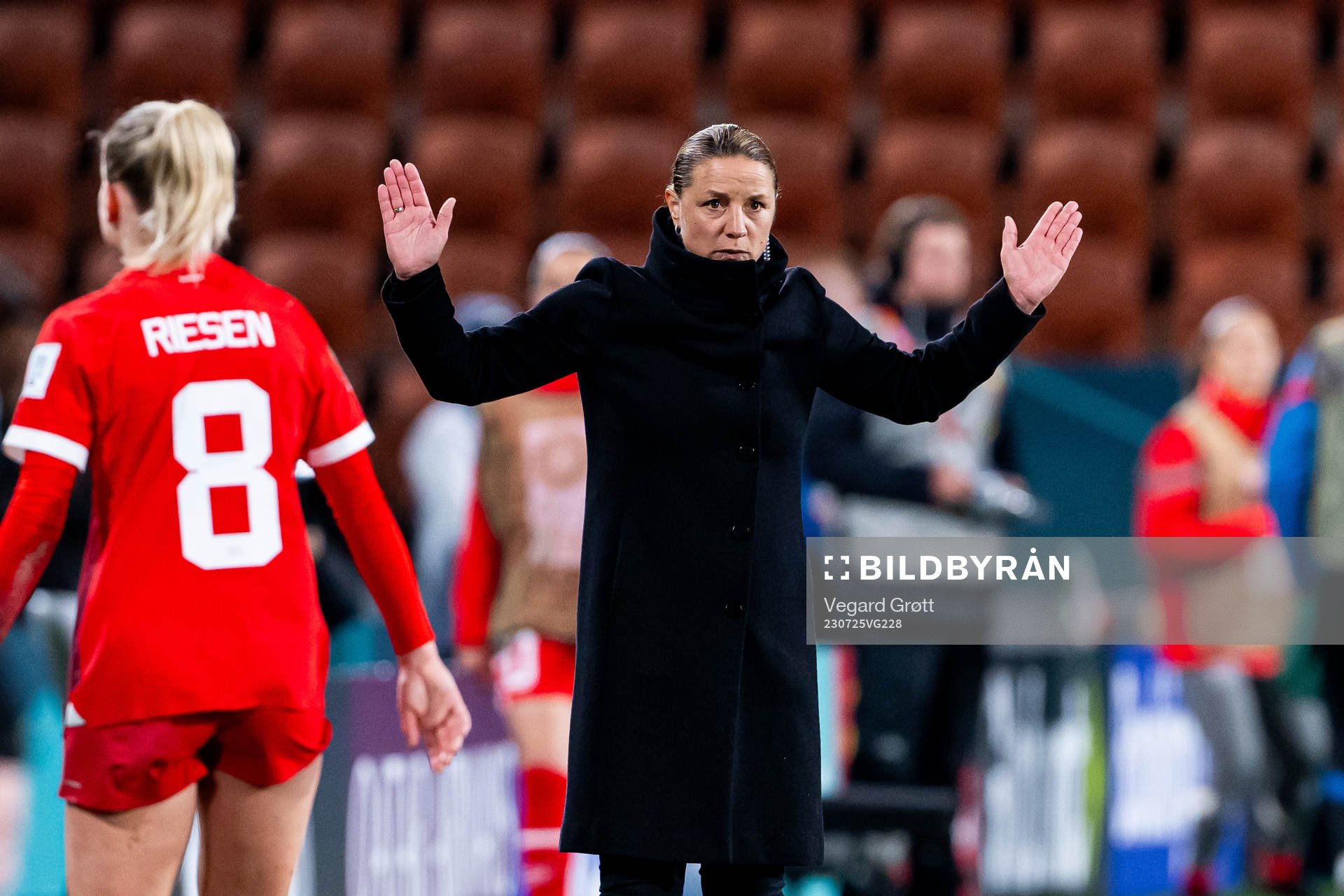 Head coach Inka Grings of Switzerland