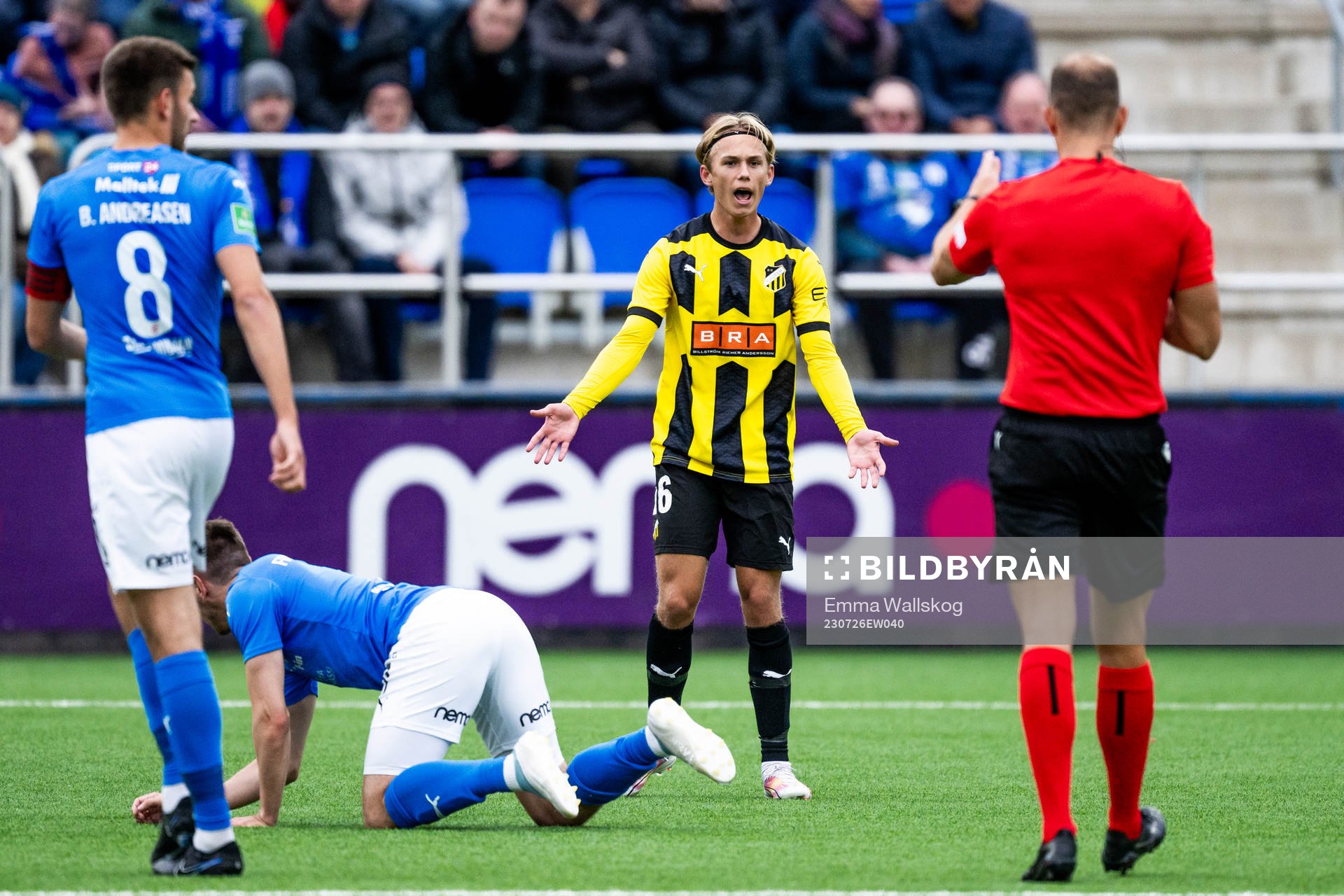 Pontus Dahbo of BK Häcken reactsduring the UEFA Champions