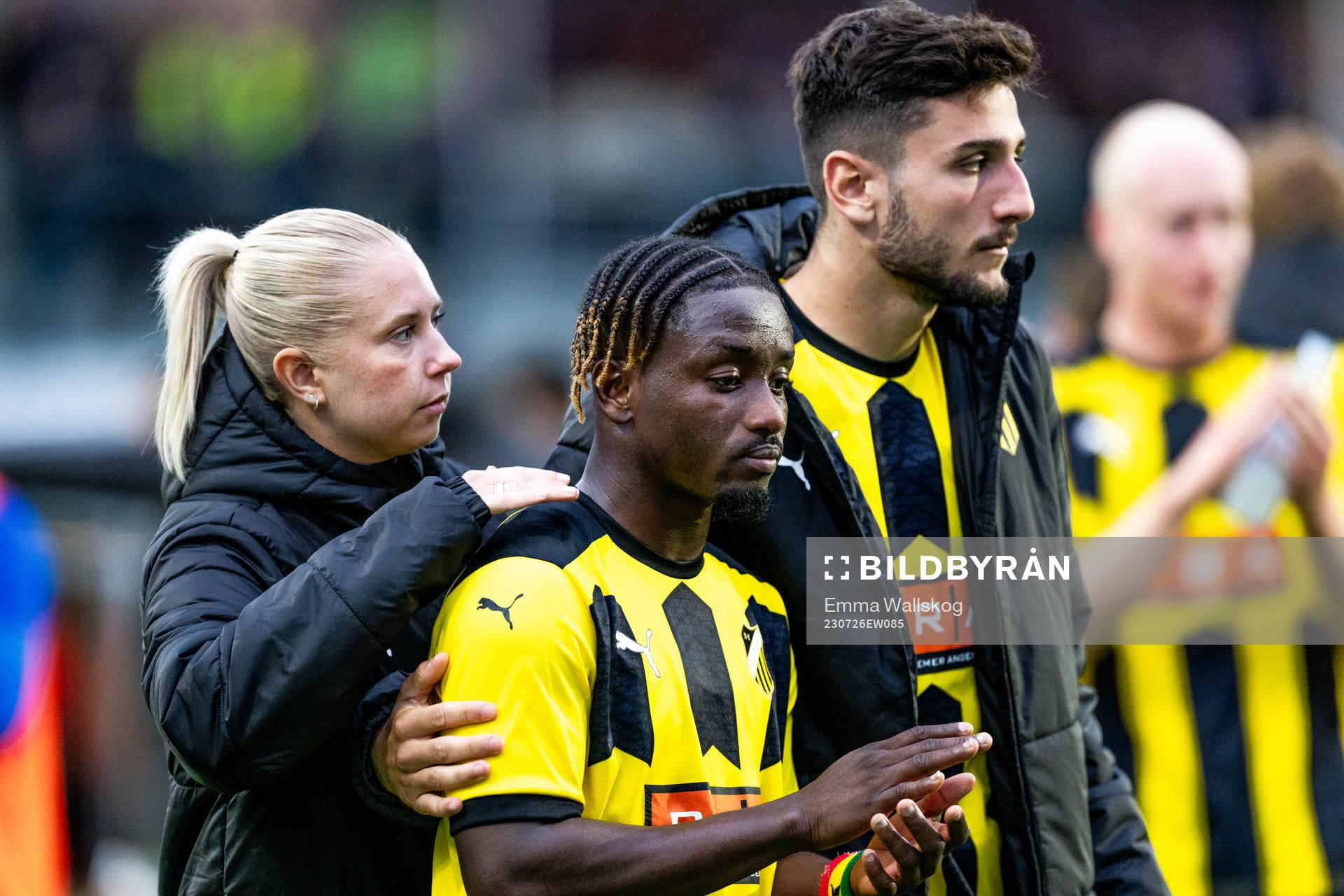 Ibrahim Sadiq and Filip Trpcevski looks dejected