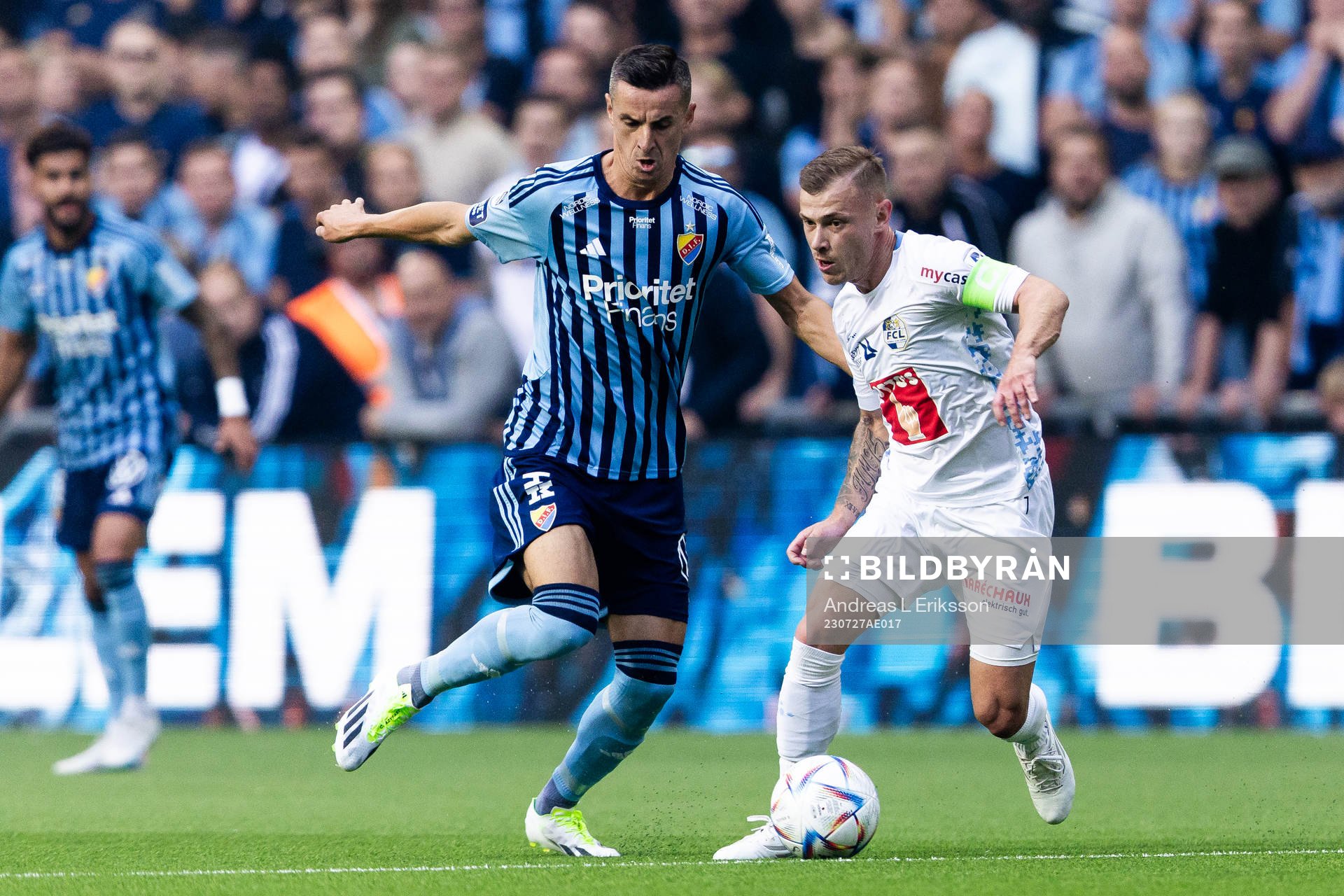 Haris Radetinac of Djurgården and Maximilian Meyer of