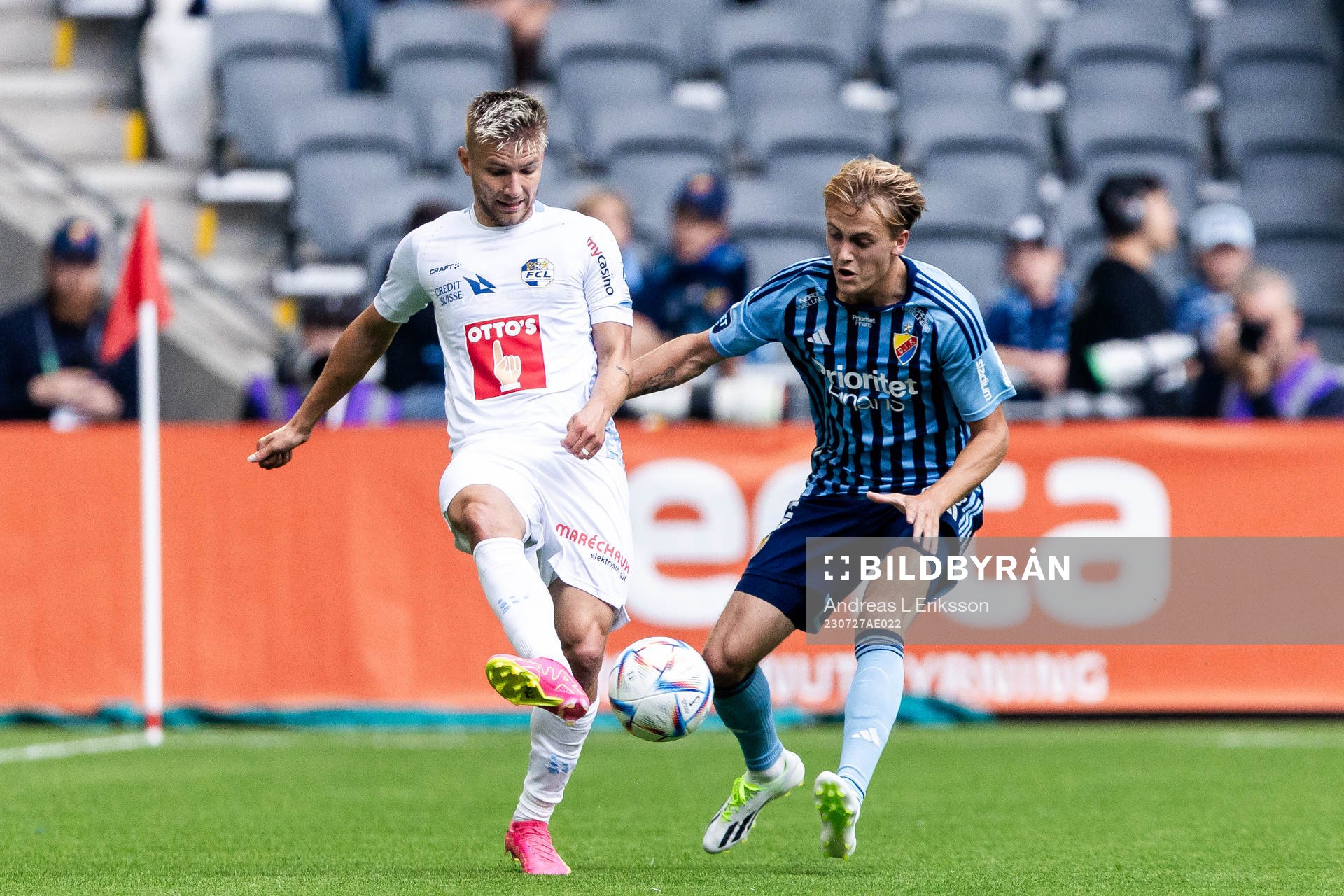 Nathan Wicht of Luzern and Hampus Finndell of Djurgården