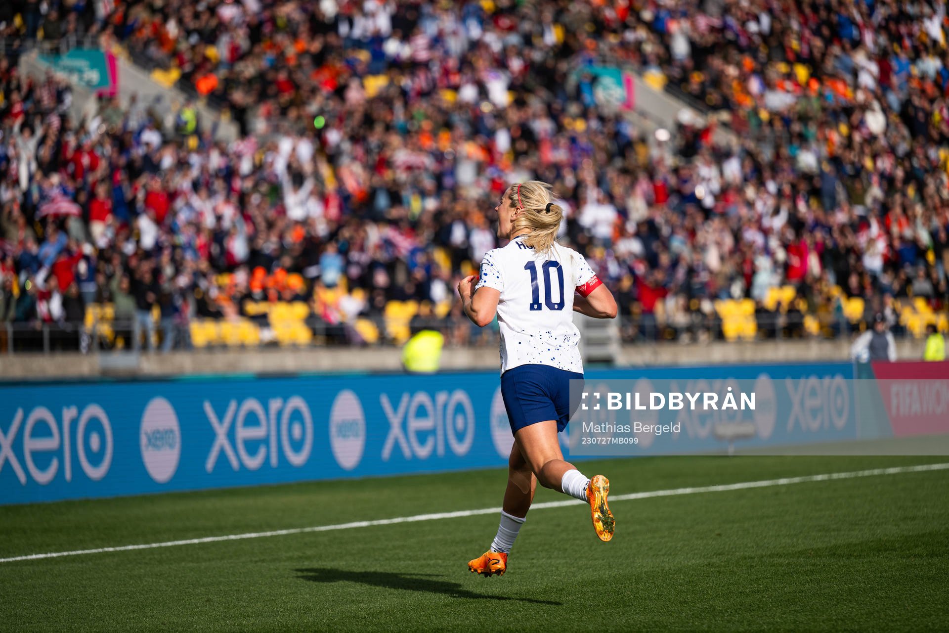 Lindsey Horan of USA celebrates