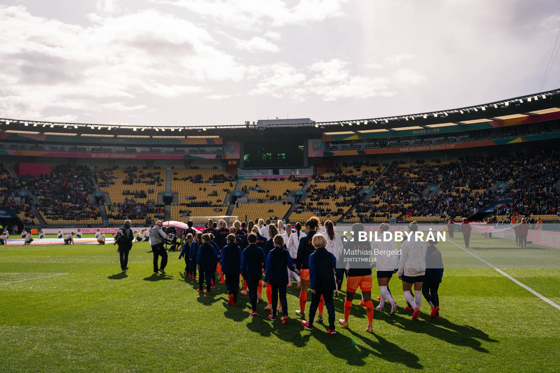 Players of Netherlands and of USA enter the pitch
