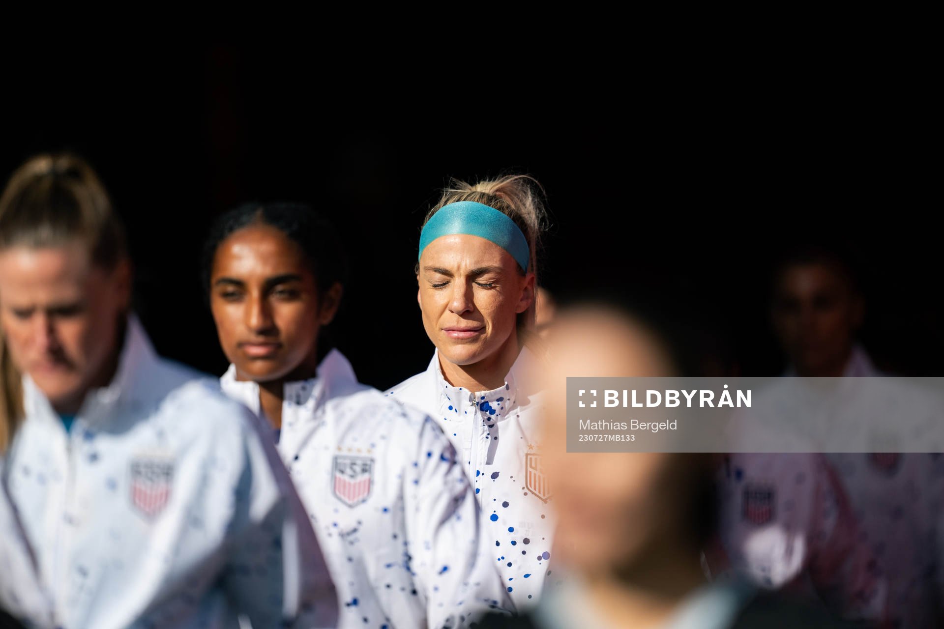 Naomi Girma and Julie Ertz of USA