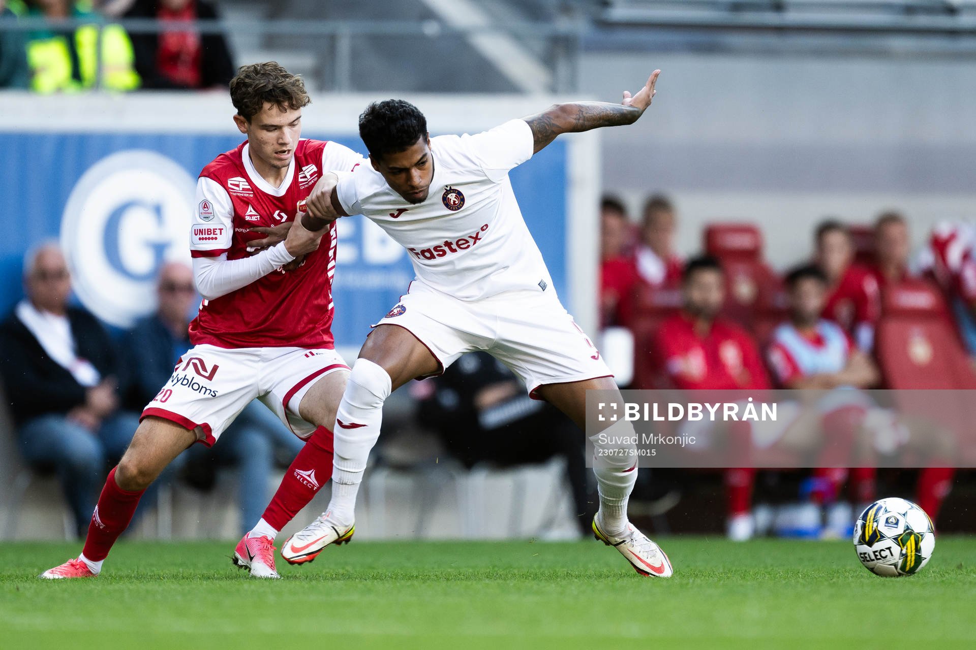 Jacob Trenskow of Kalmar and Mikhail Kovalenko of Pyunik