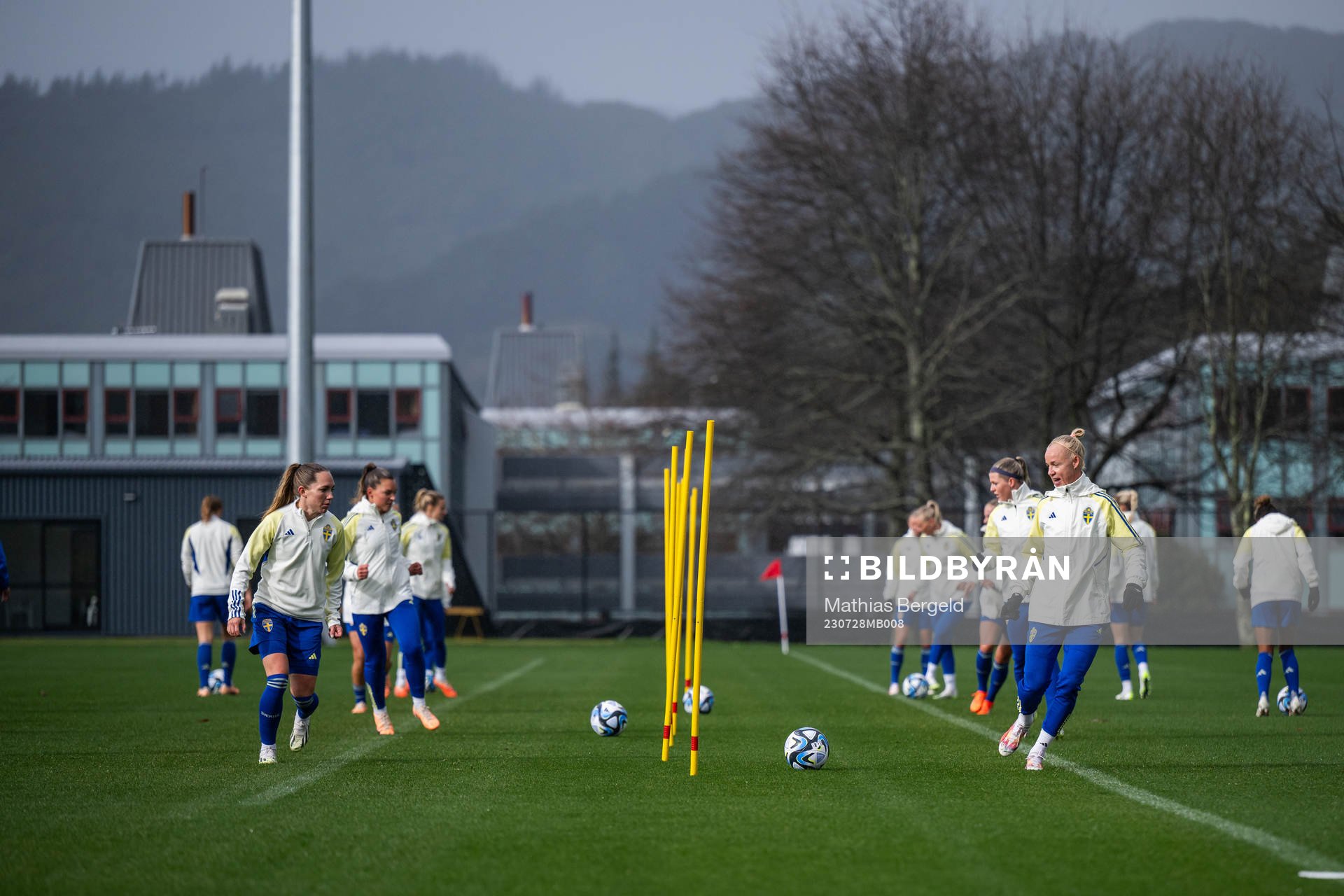 Elin Rubensson and Caroline Seger of the Swedish women's