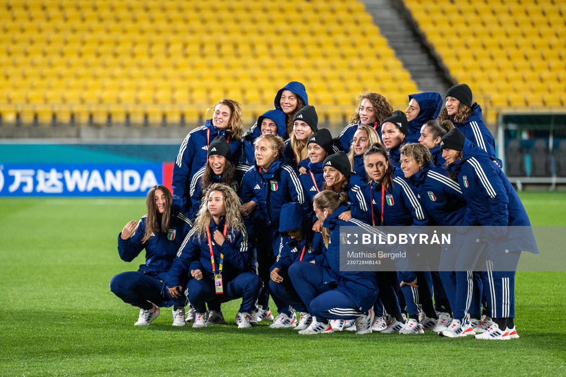 Players of the Italian women's national football team at a