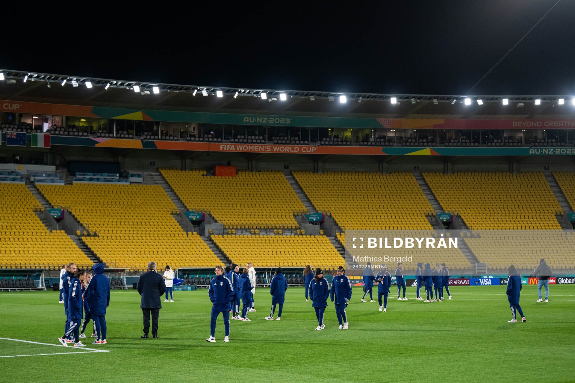 Players of the Italian women's national football team at a