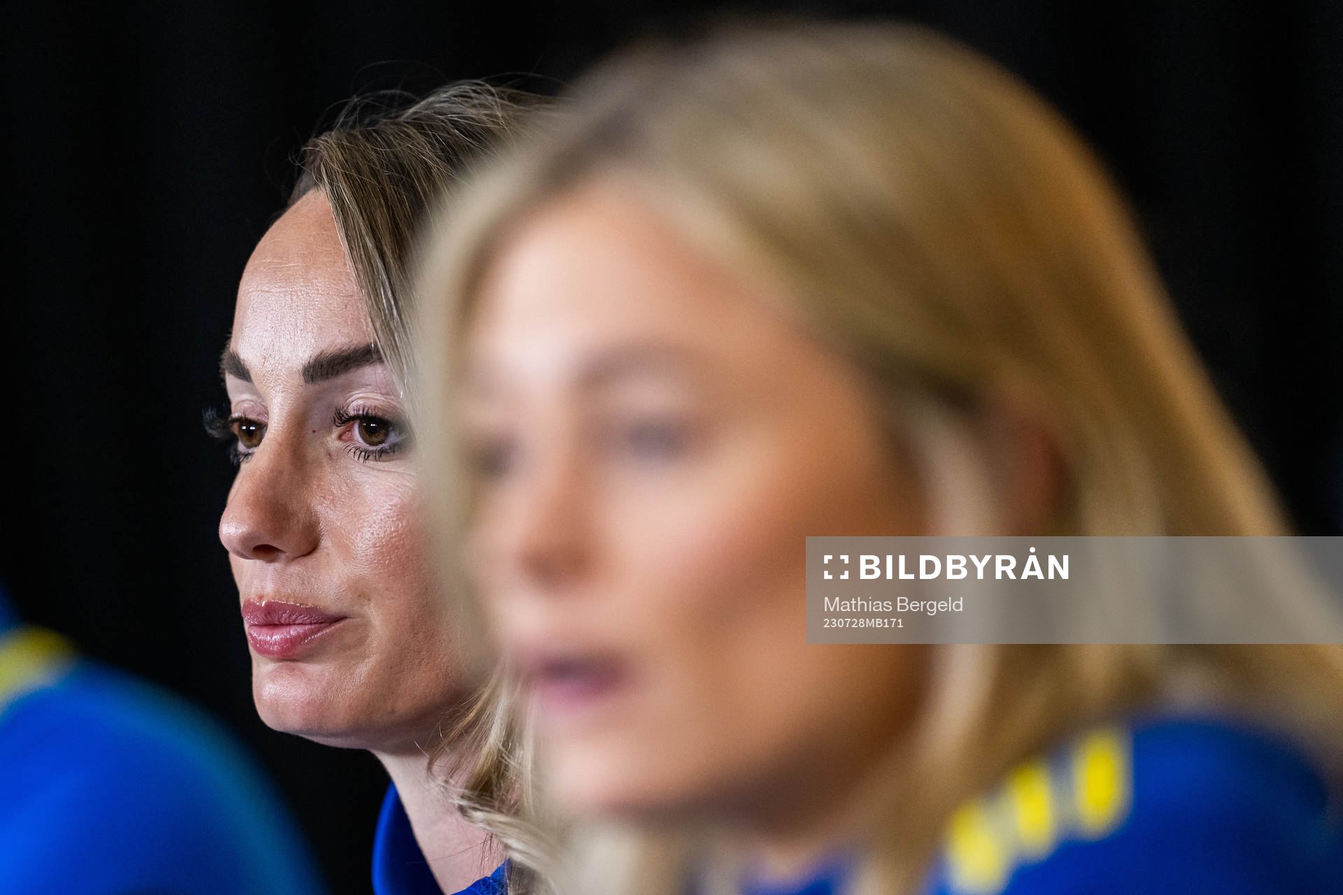 Kosovare Asllani and Fridolina Rolfö of the Swedish