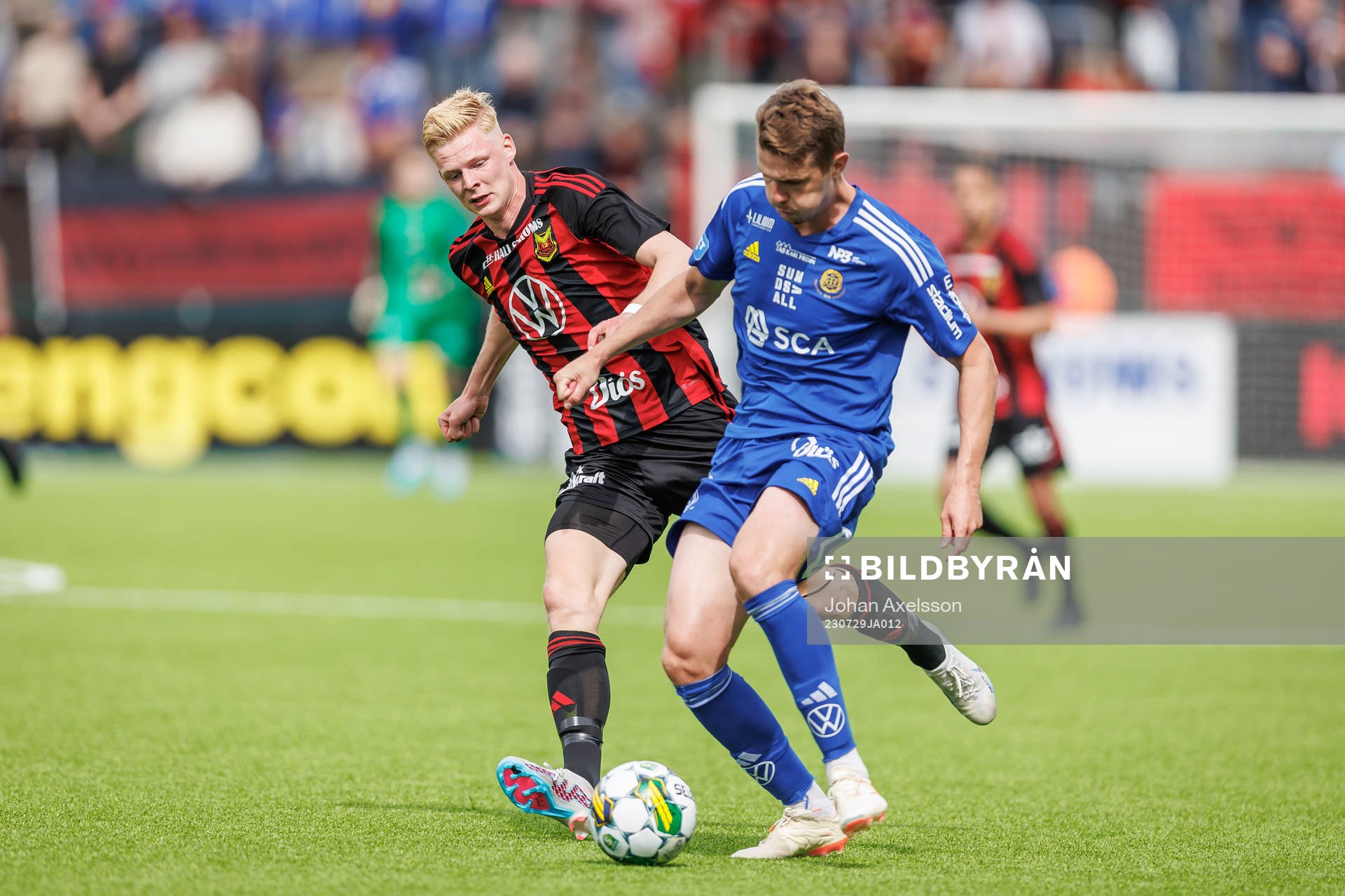 Östersunds Malcolm Stolt och GIF Sundsvalls Robert