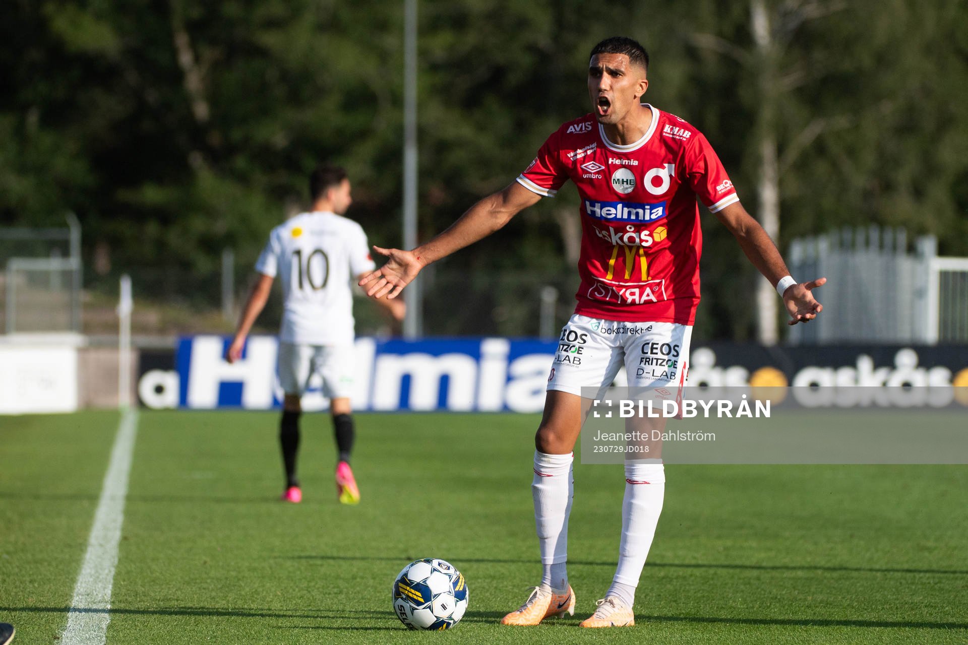 Degerfors Elyas Bouzaiene reagerar