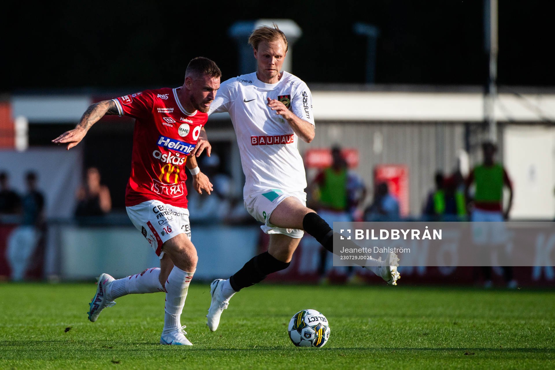 Degerfors Rasmus Örqvist och Brommapojkarnas Tim Waker