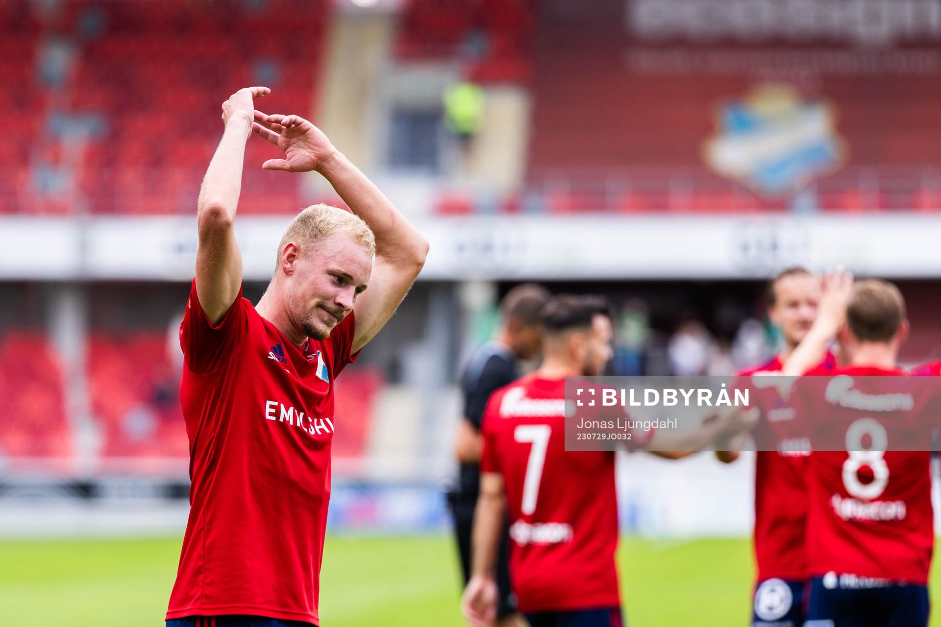 Östers Adam Bergmark Wiberg jublar