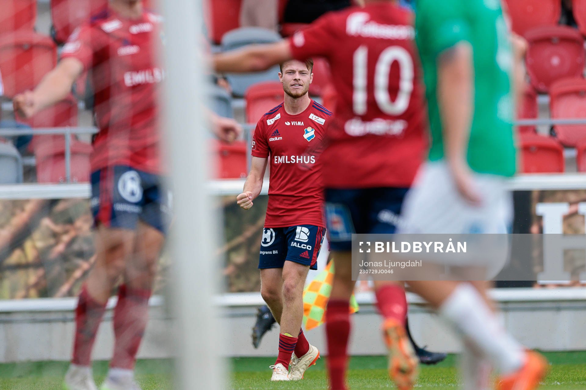 Östers Daniel Ljung jublar efter mål 3-0 under fotbollsmatchen i Superettan mellan Öster och Jönköpings Södra den 29 juli 2023 i Växjö.