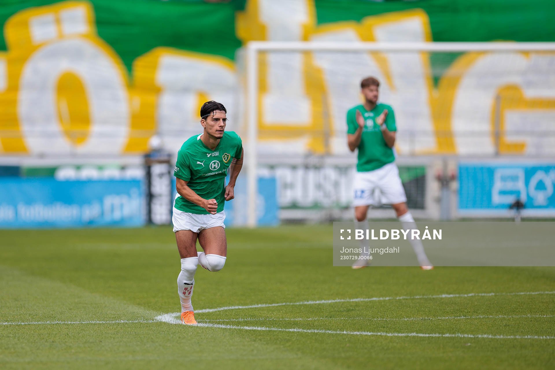 Jönköpings Södras Flamur Dzelili