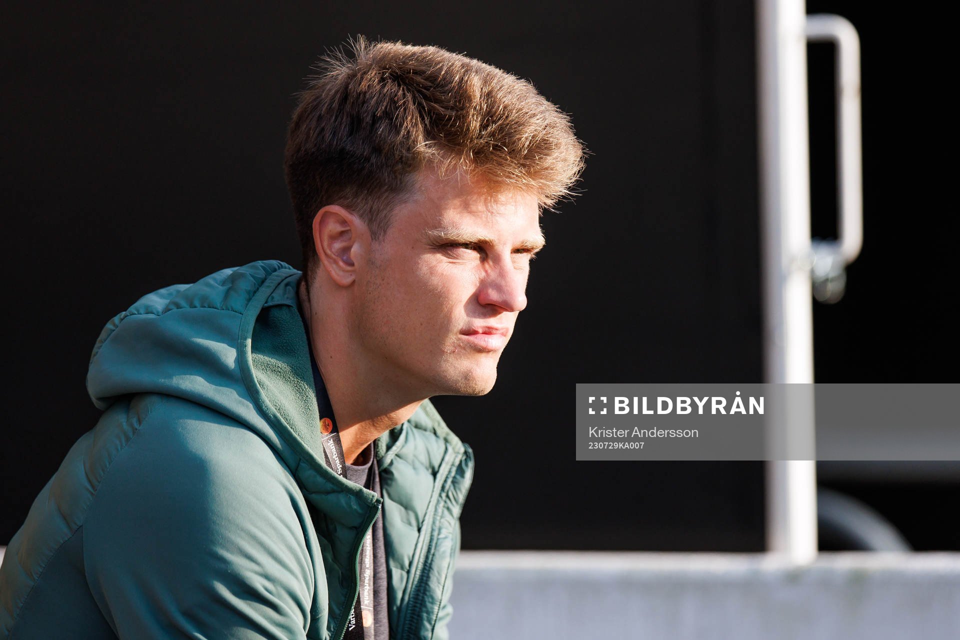 Varbergs Kristoffer Hoven på bänken