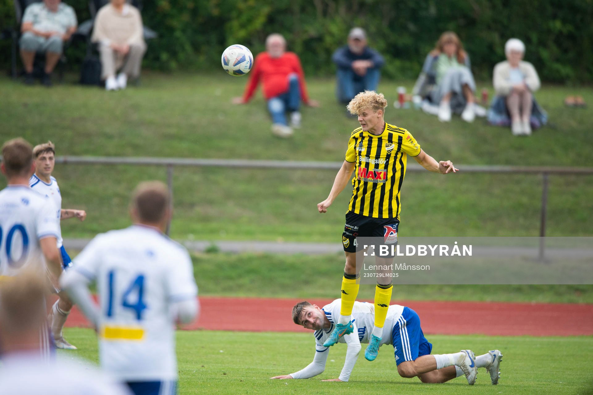 IFK Hässleholms Elmar Lindqvist I matchen i div. 2