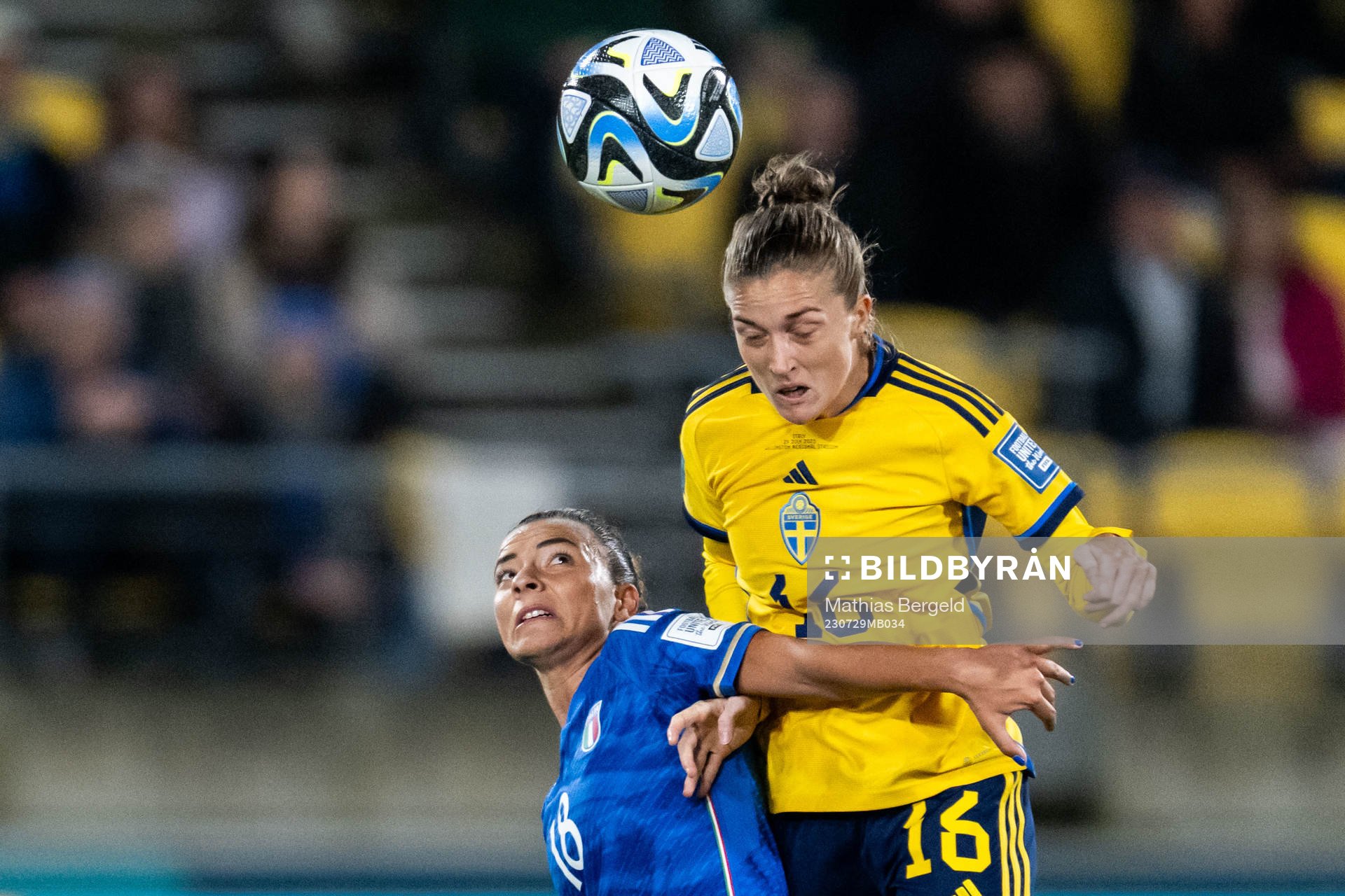 Arianna Caruso of Italy and Filippa Angeldahl of Sweden