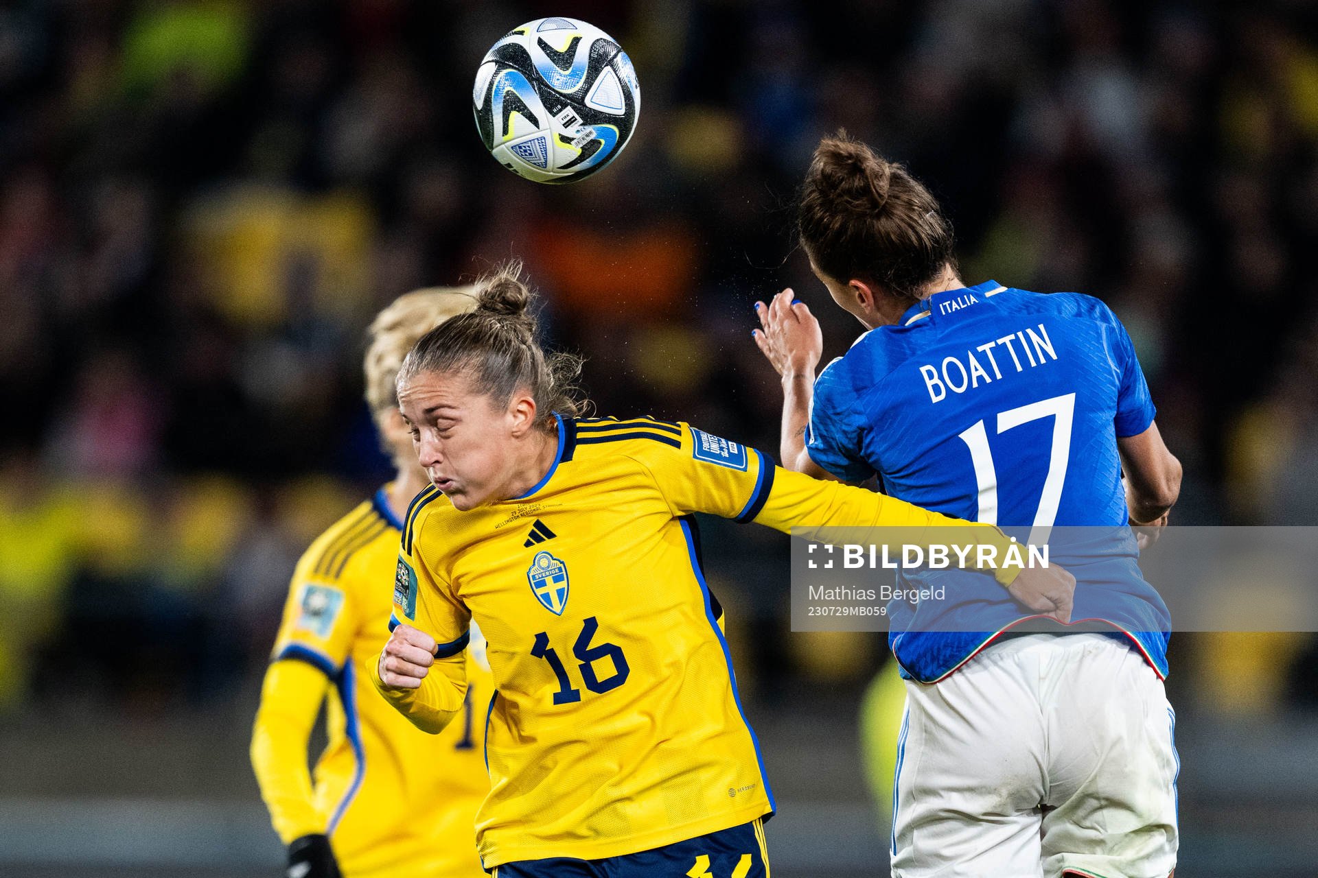 Filippa Angeldahl of Sweden and Lisa Boattin of Italy