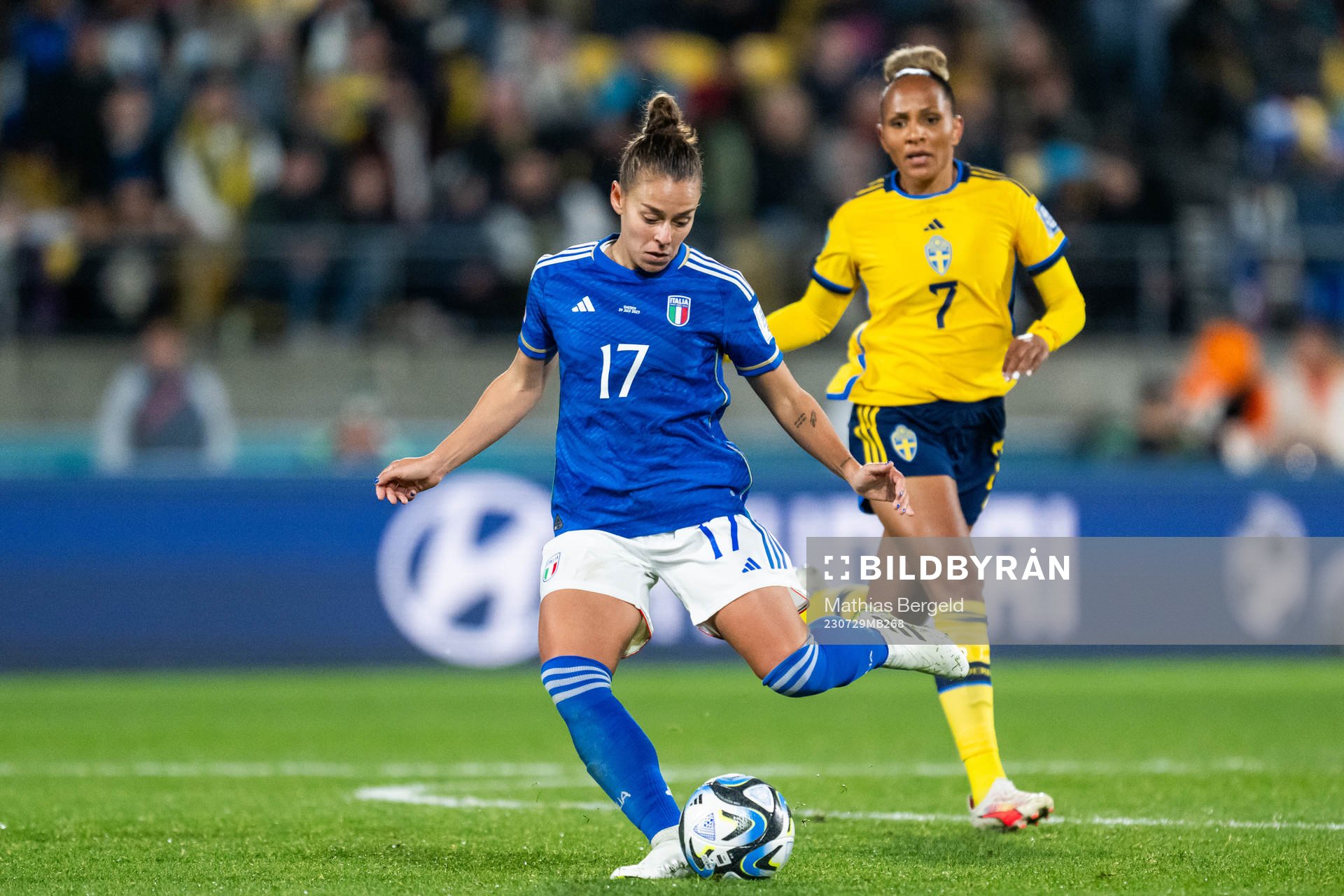 Lisa Boattin of Italy and Madelen Janogy of Sweden