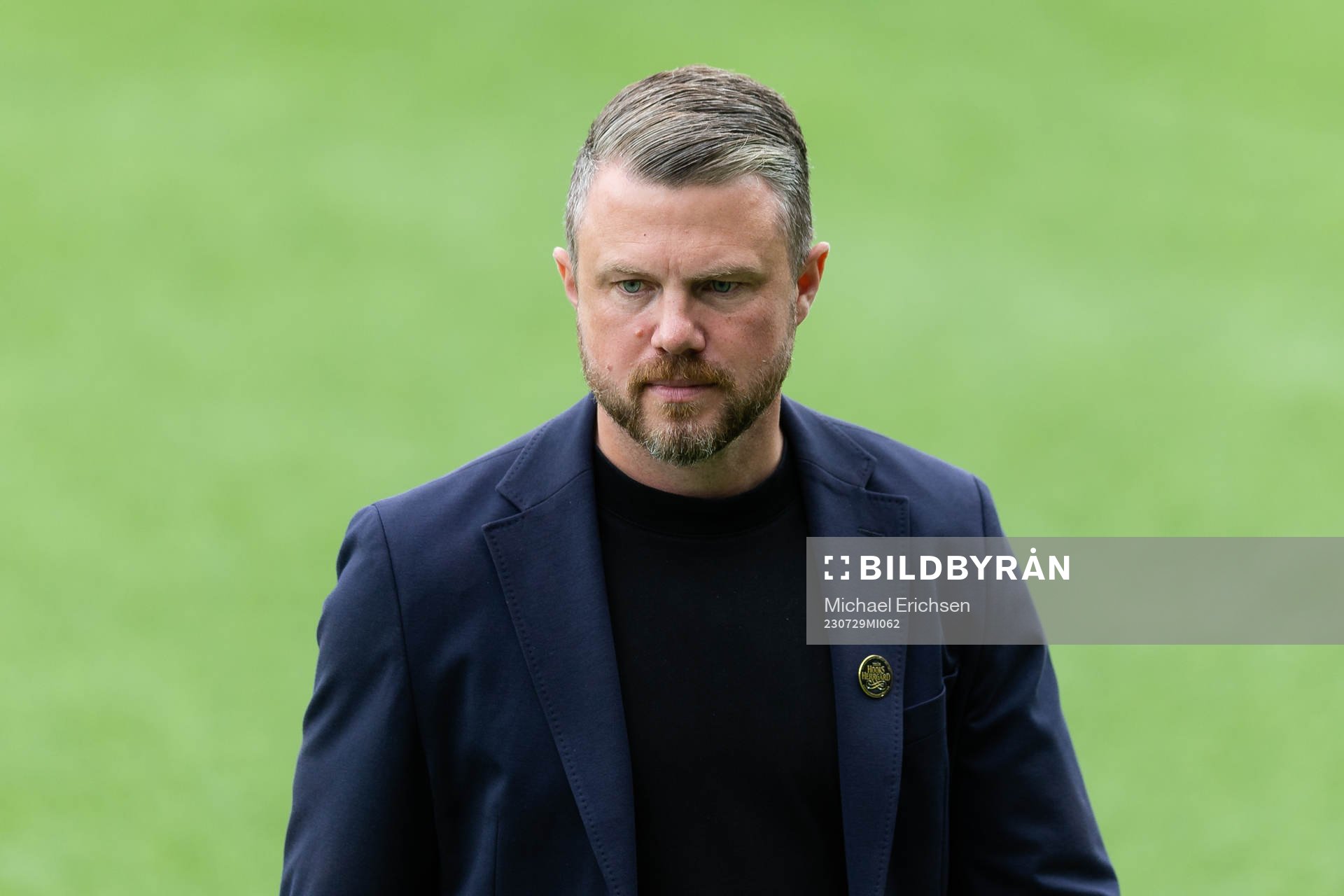 Elfsborgs manager Jimmy Thelin deppar