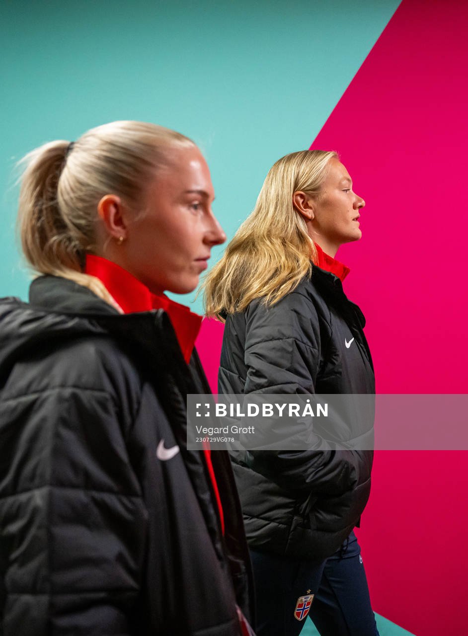 Thea Bjelde and Frida Maanum of the Norwegian women’s