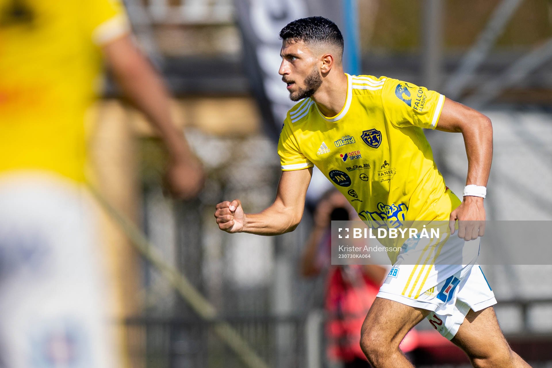 Falkenbergs Leonardo Farah Shahin jublar under fotbollsmatchen i Ettan södra mellan Falkenberg och Ariana den 30 juli 2023 i Falkenberg.