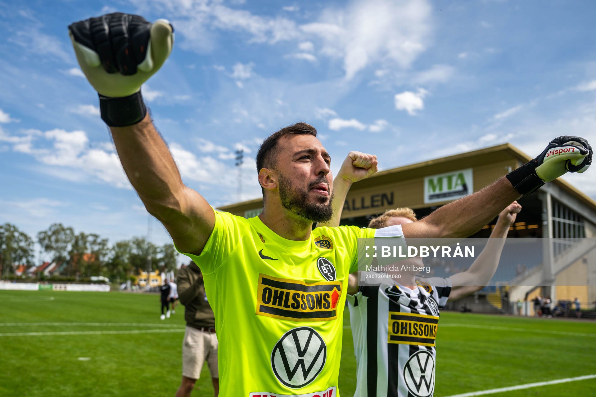 Landskronas målvakt Amr Kaddoura jublar efter fotbollsmatchen i Superettan mellan Trelleborg och Landskrona den 30 juli 2023 i Trelleborg.