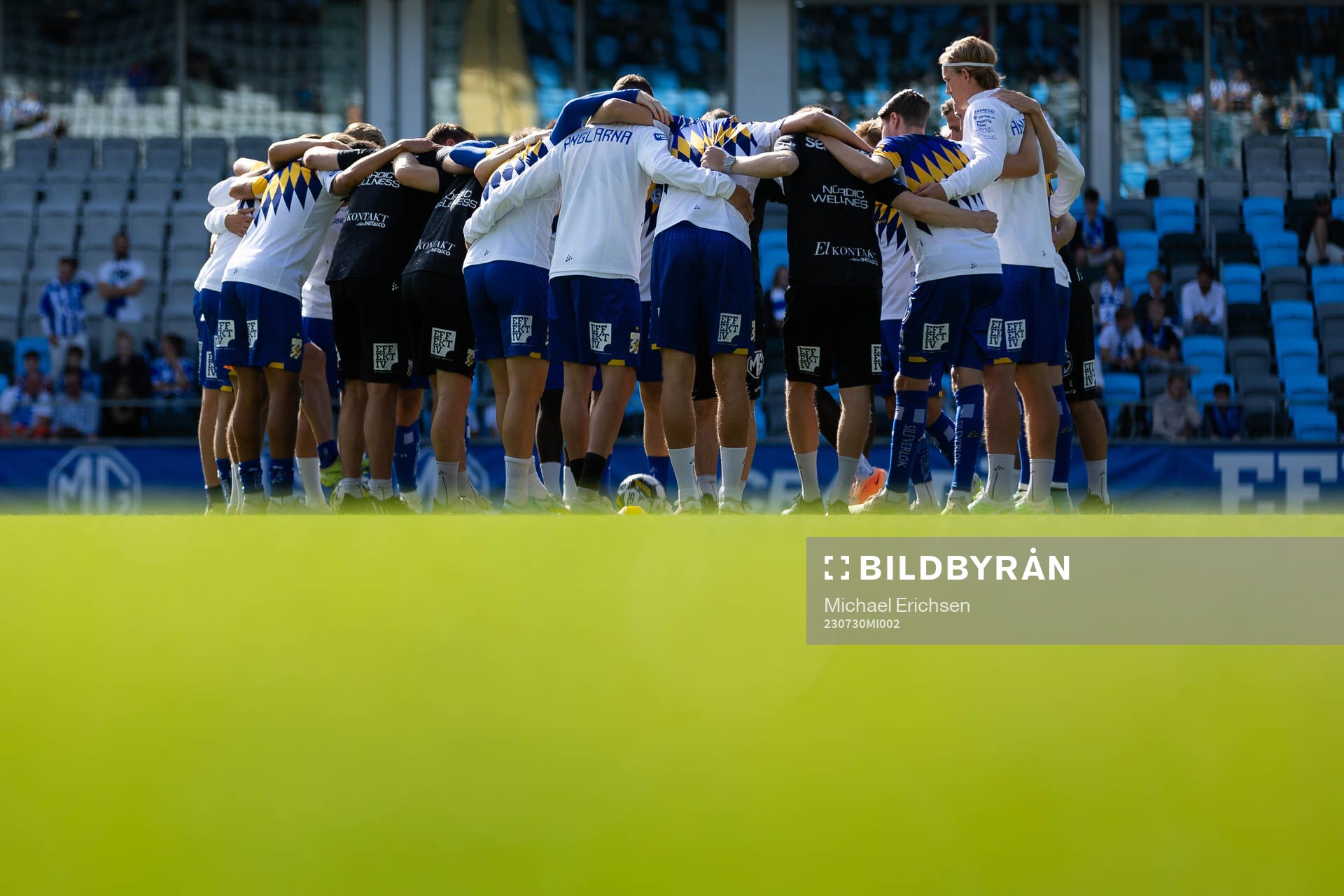IFK Göteborgs spelare samlade innan fotbollsmatchen i