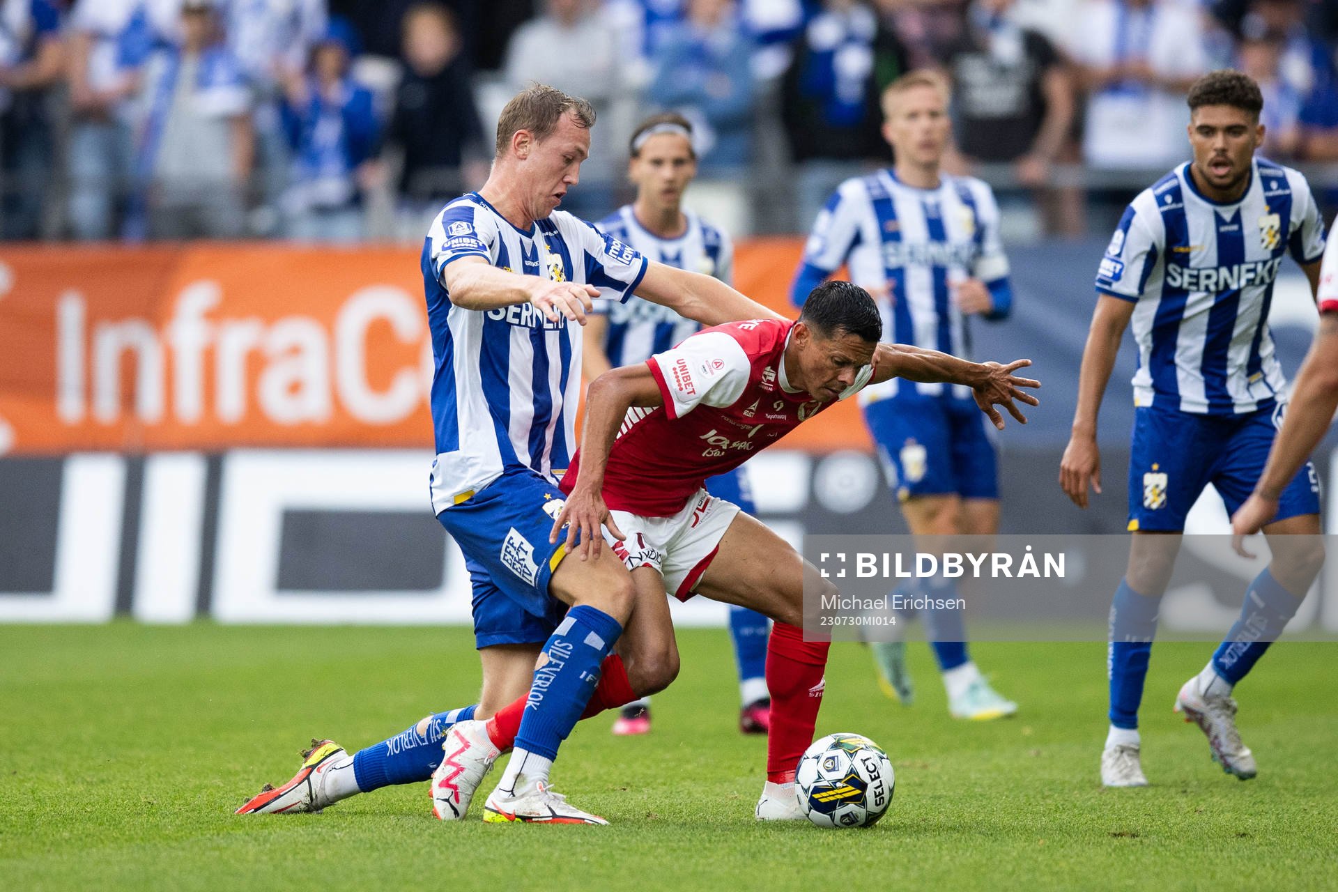 IFK Göteborgs Adam Carlén och Kalmars Romario Pereira