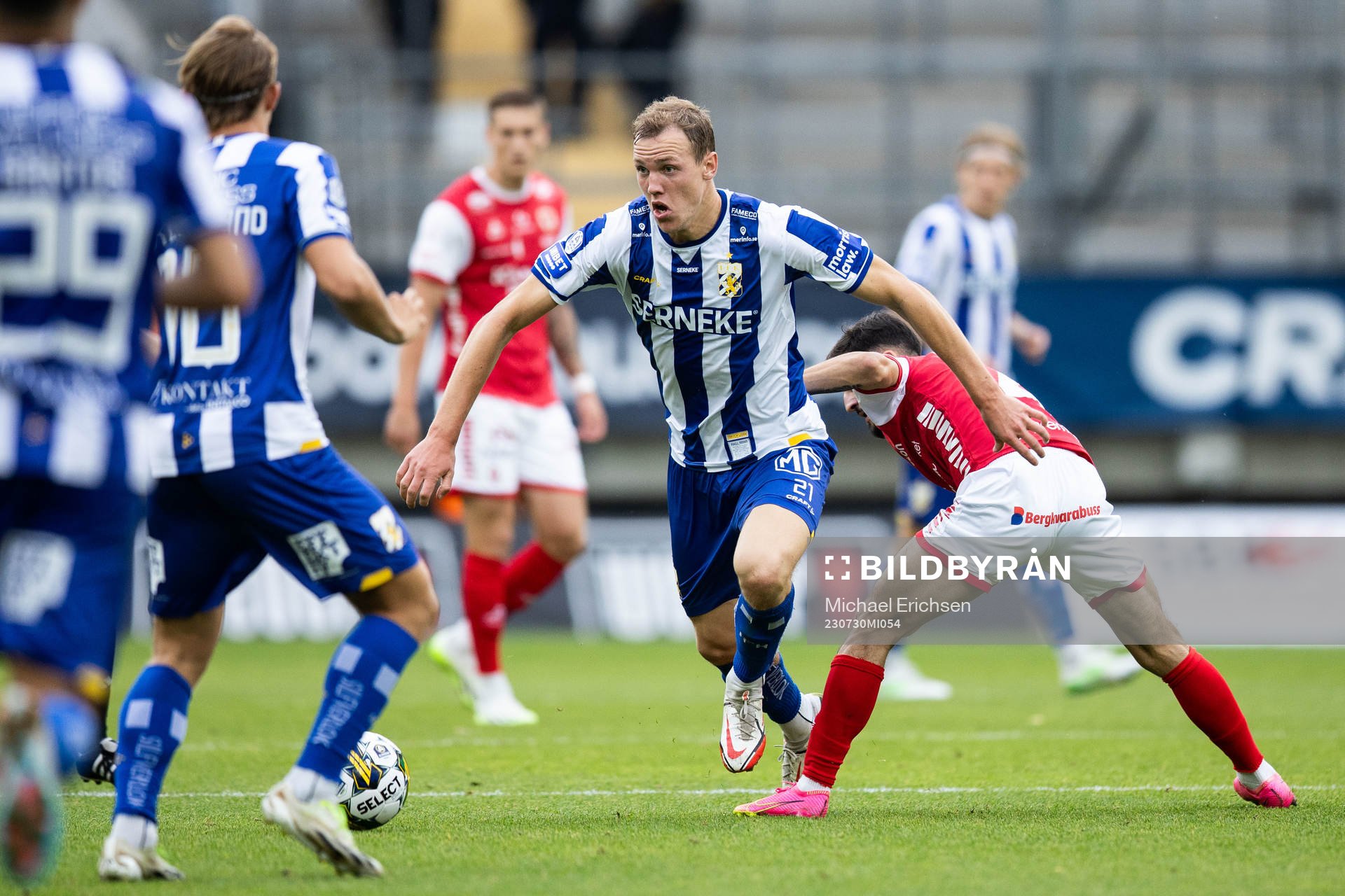 IFK Göteborgs Adam Carlén och Kalmars Noah Shamoun