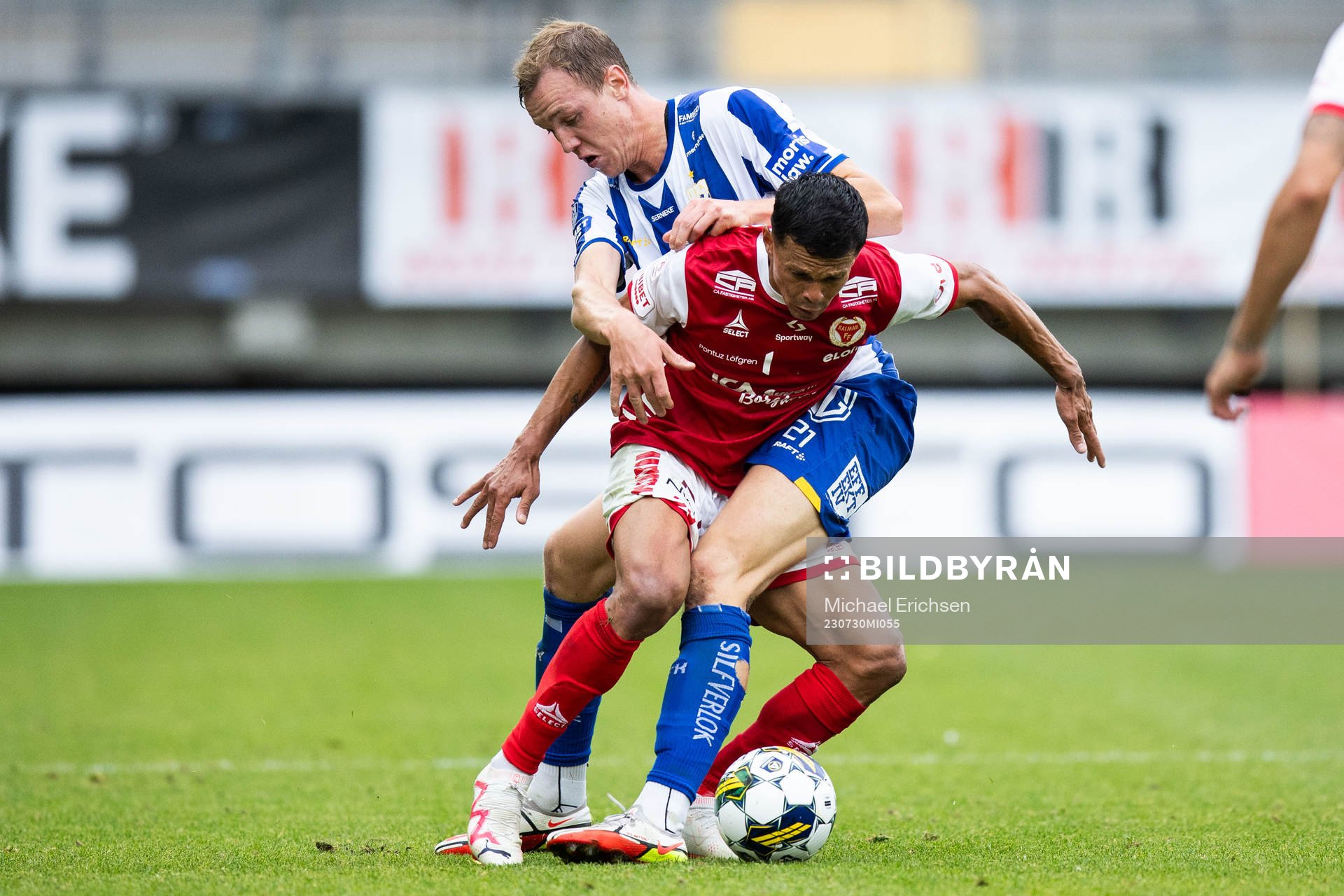 IFK Göteborgs Adam Carlén och Kalmars Romario Pereira