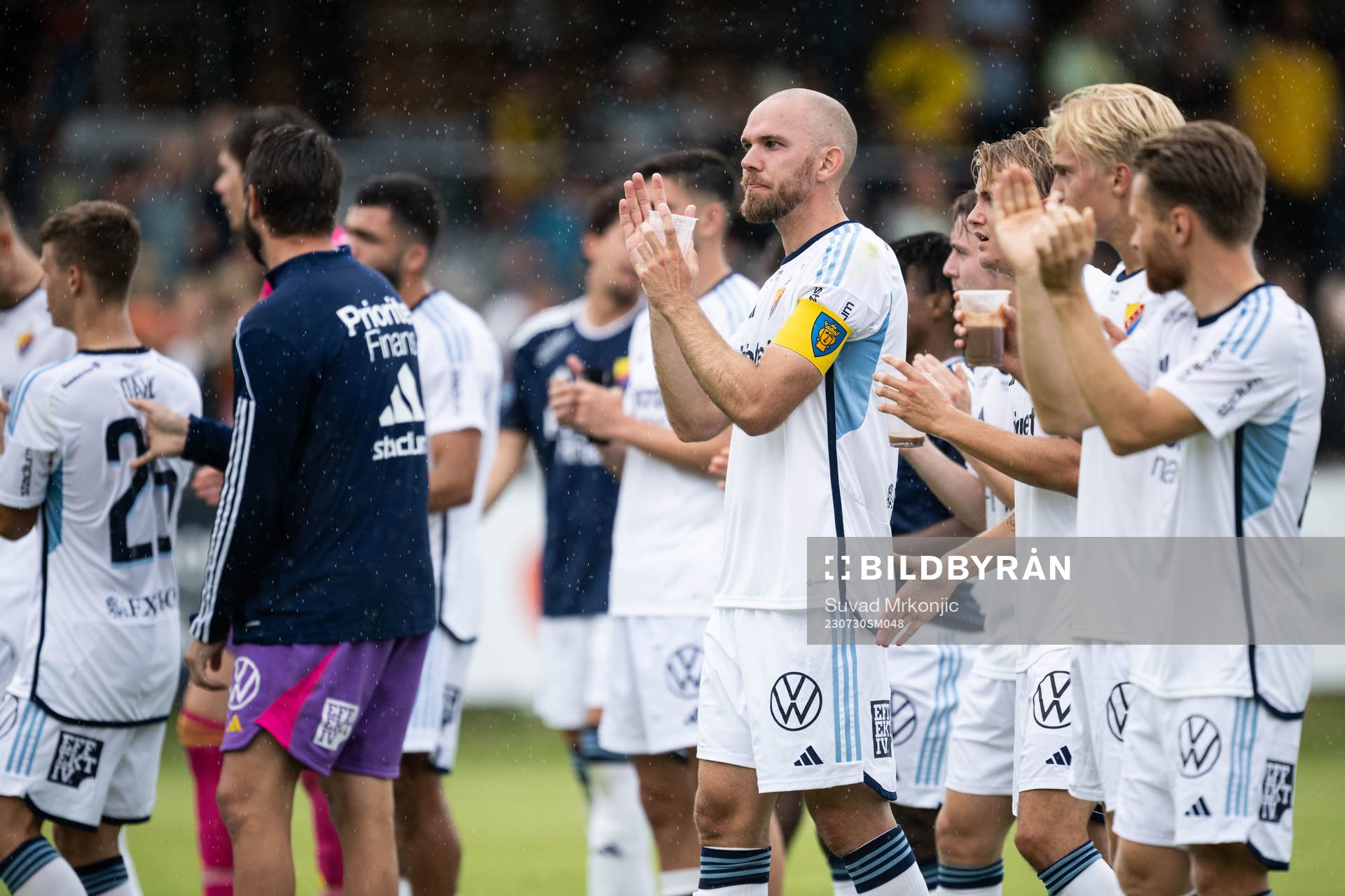 Djurgårdens Marcus Danielson jublar efter fotbollsmatchen i Allsvenskan mellan Mjällby och Djurgården den 30 juli 2023 i Hällevik. 