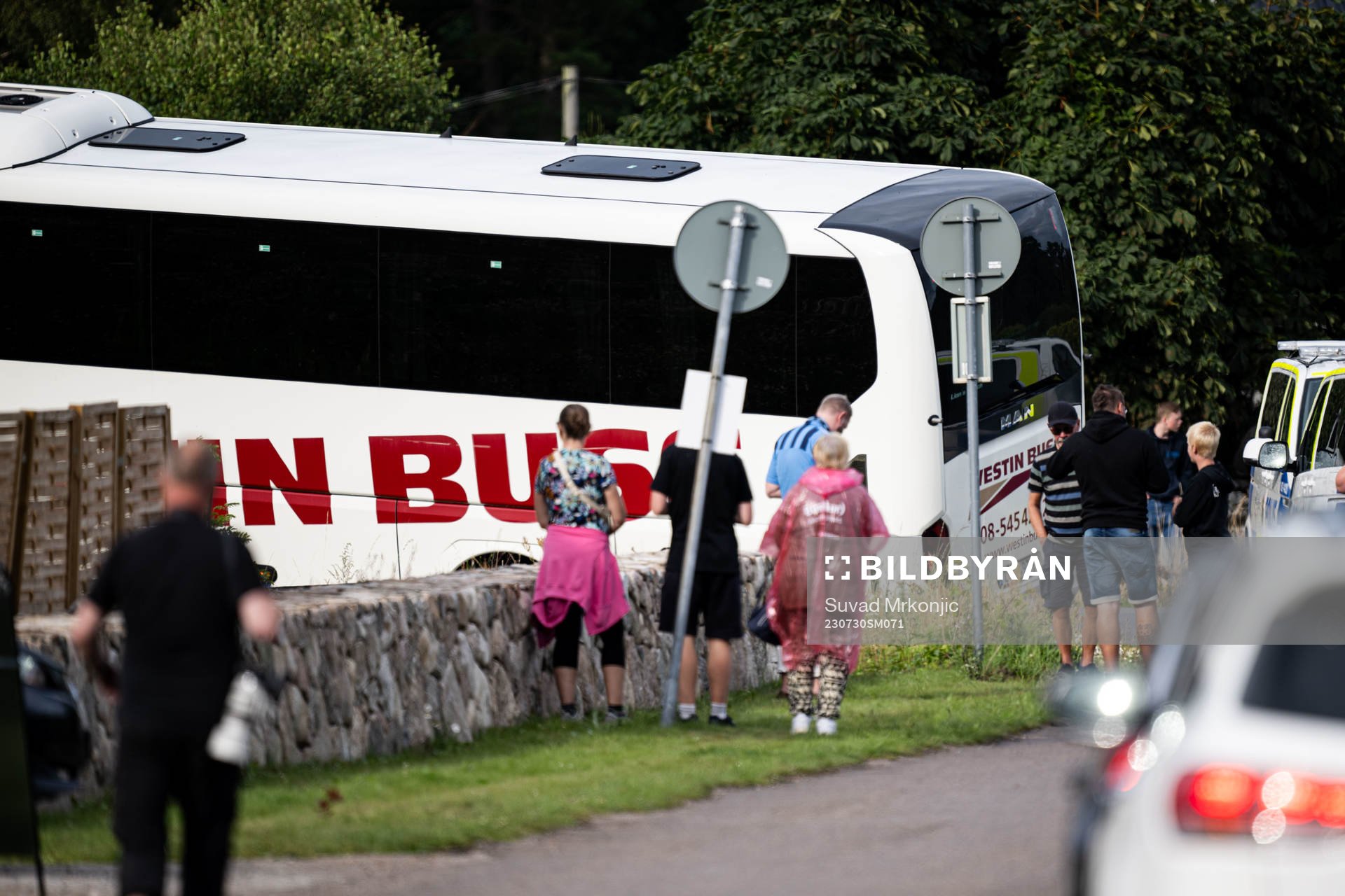 Djurgårdens supporterbuss i diket