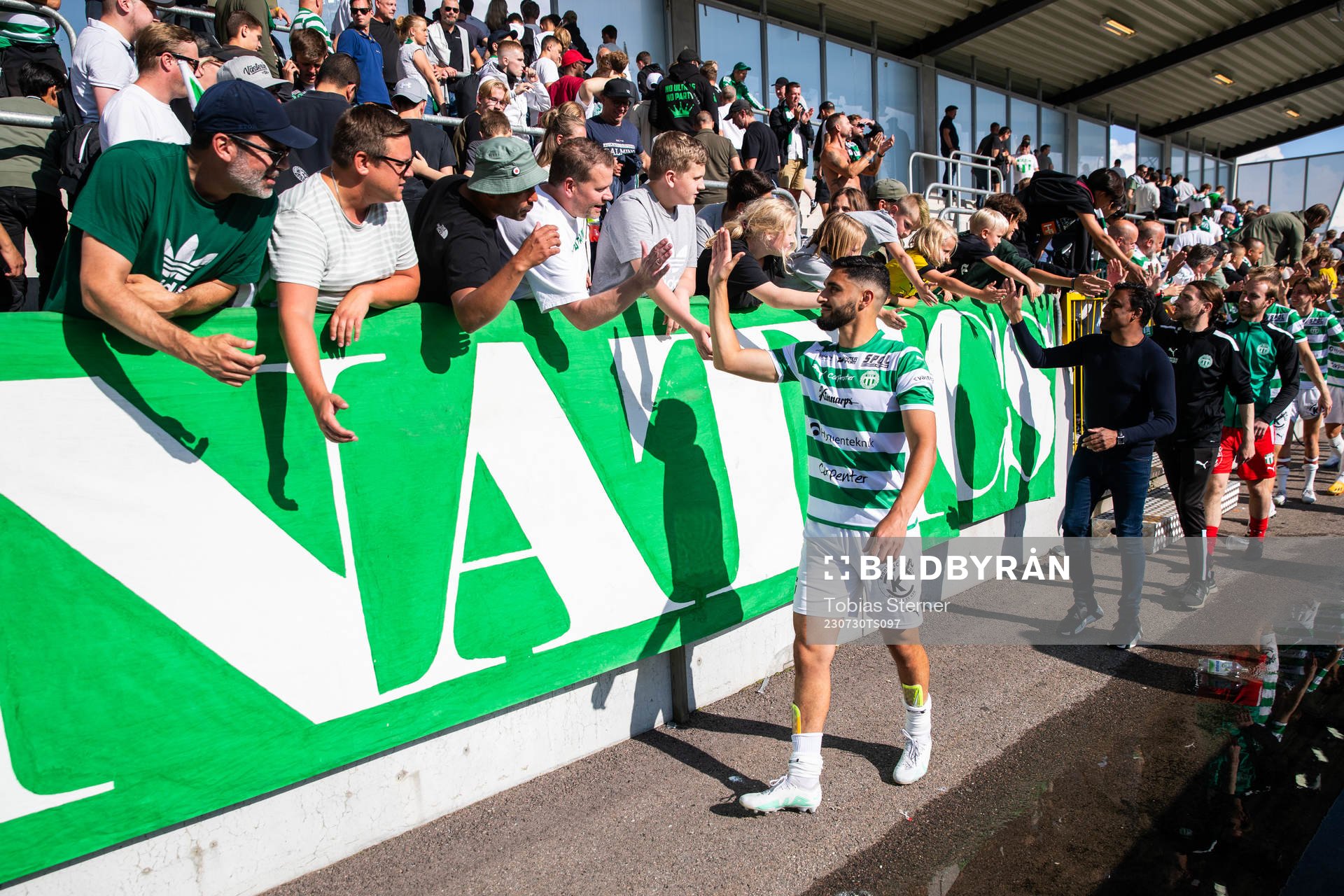 Västerås SKs Umit Aras jublar