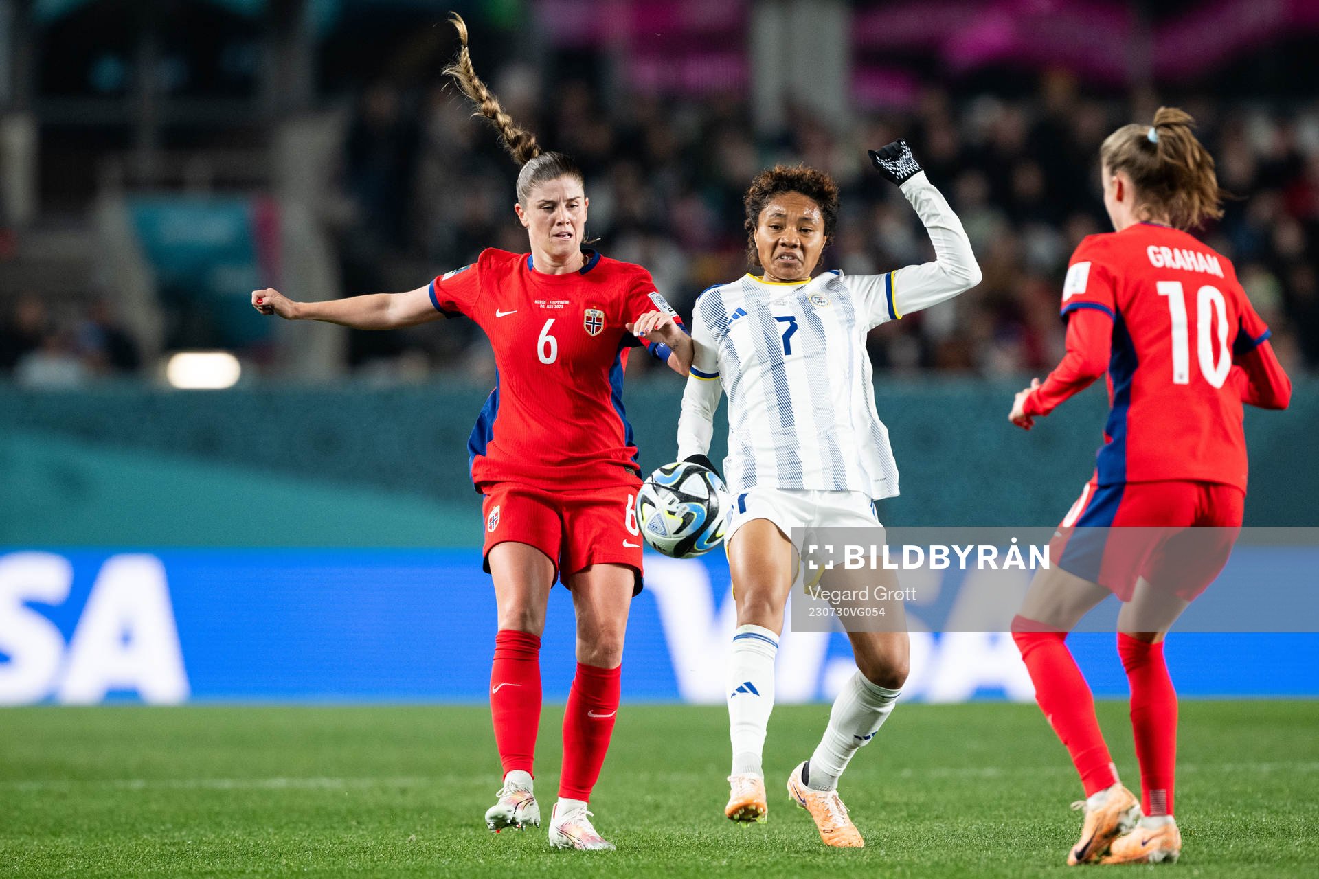 Maren Mjelde of Norway and Sarina Bolden of Philippines